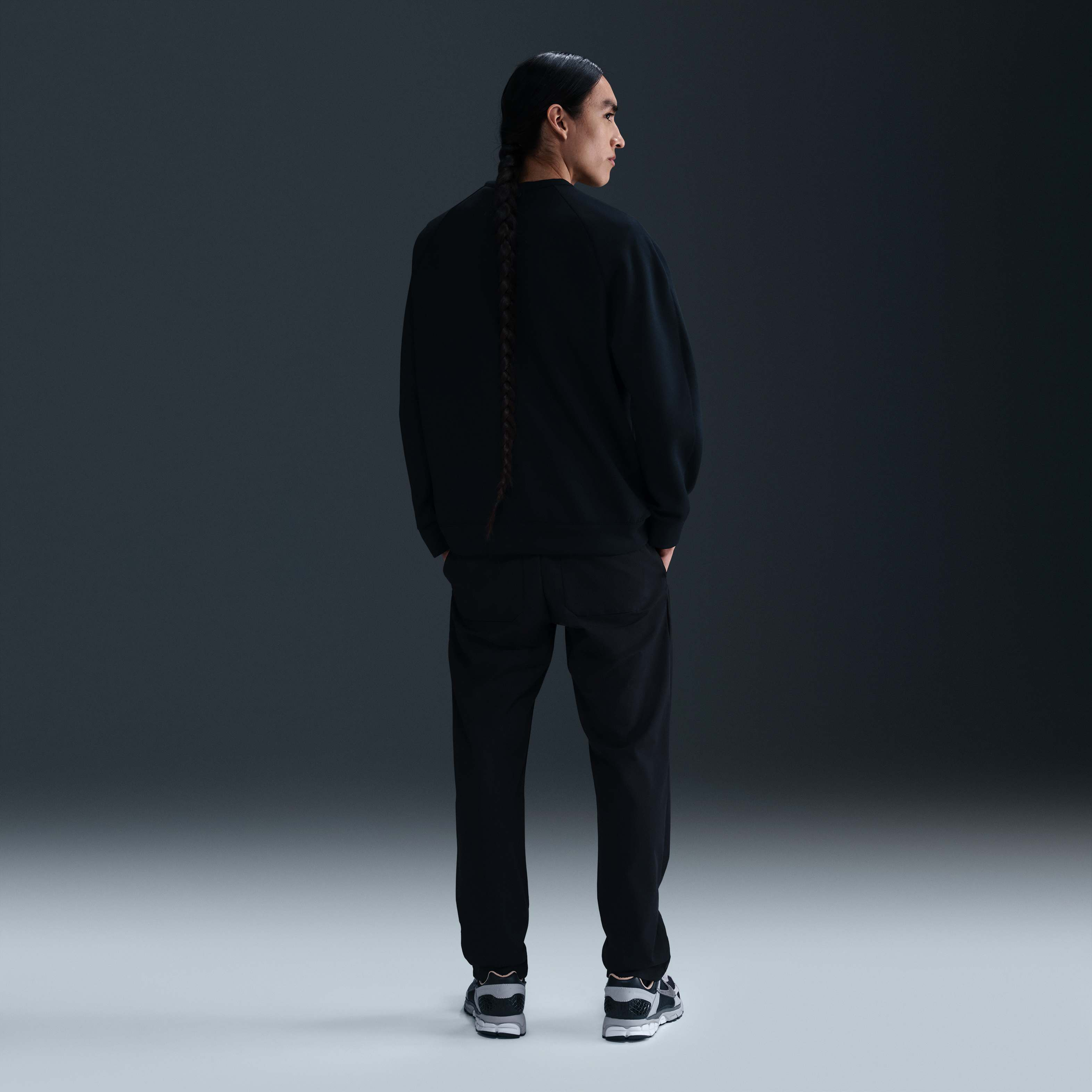 نايكي 24.7 امبوسبلي سوفت image number 4