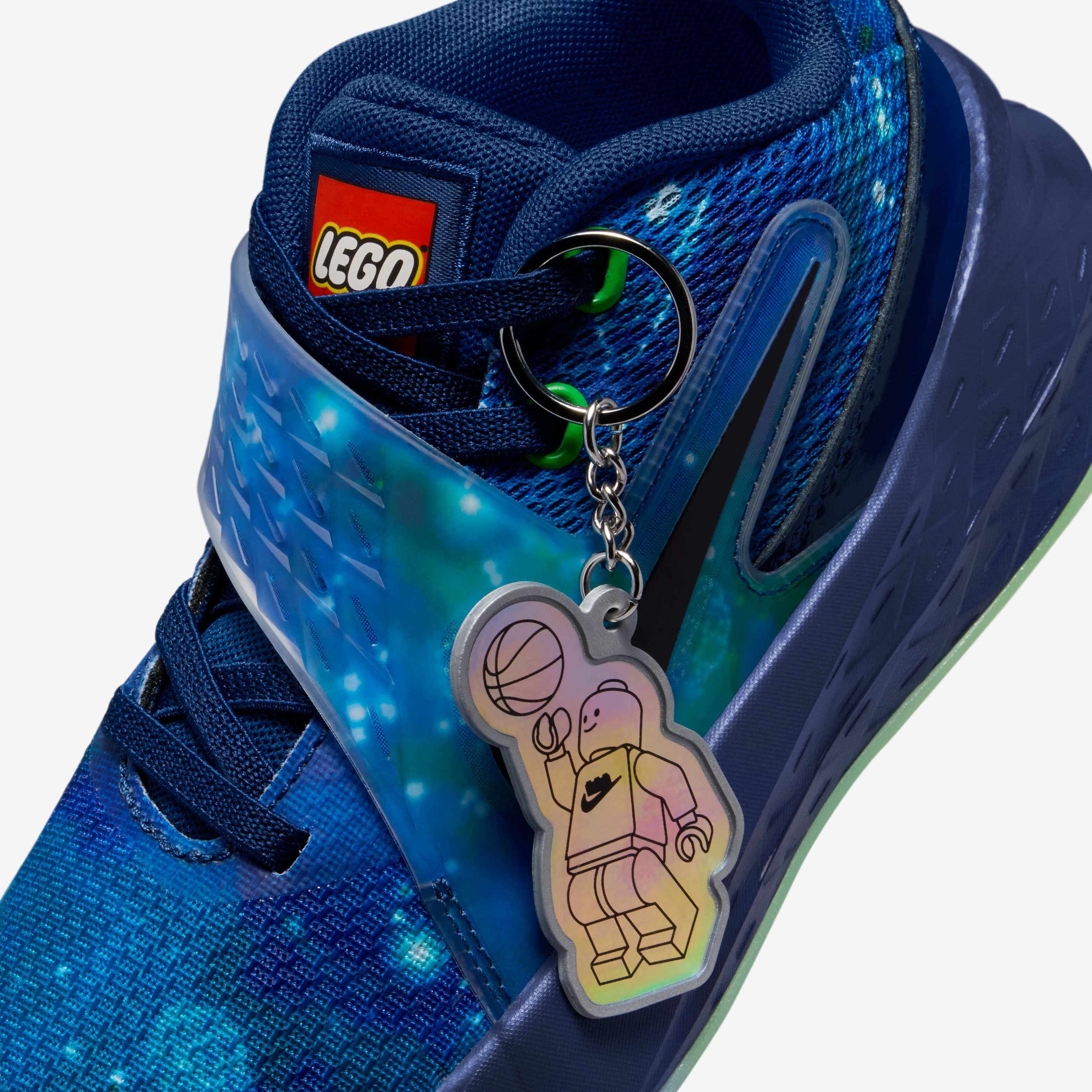 Nike Hustle D 12 x LEGO&reg; Collection image number 9