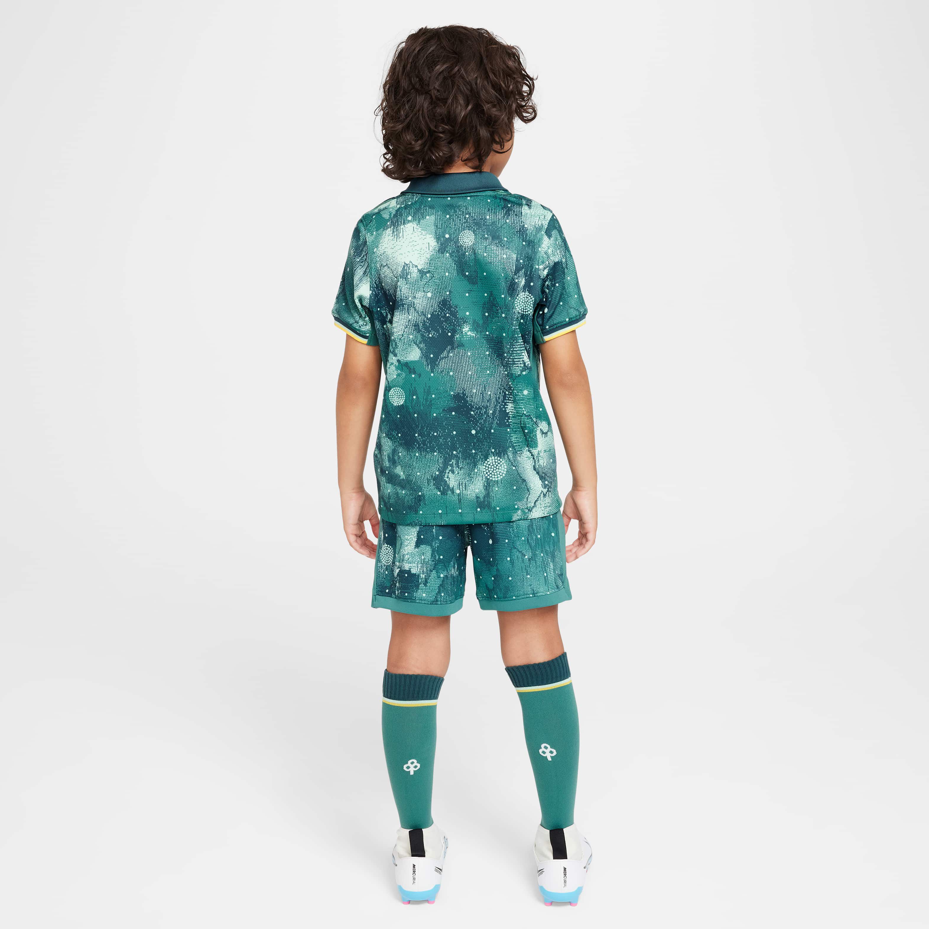 توتنهام هوتسبر 2024/25 ستيديوم البديل image number 1