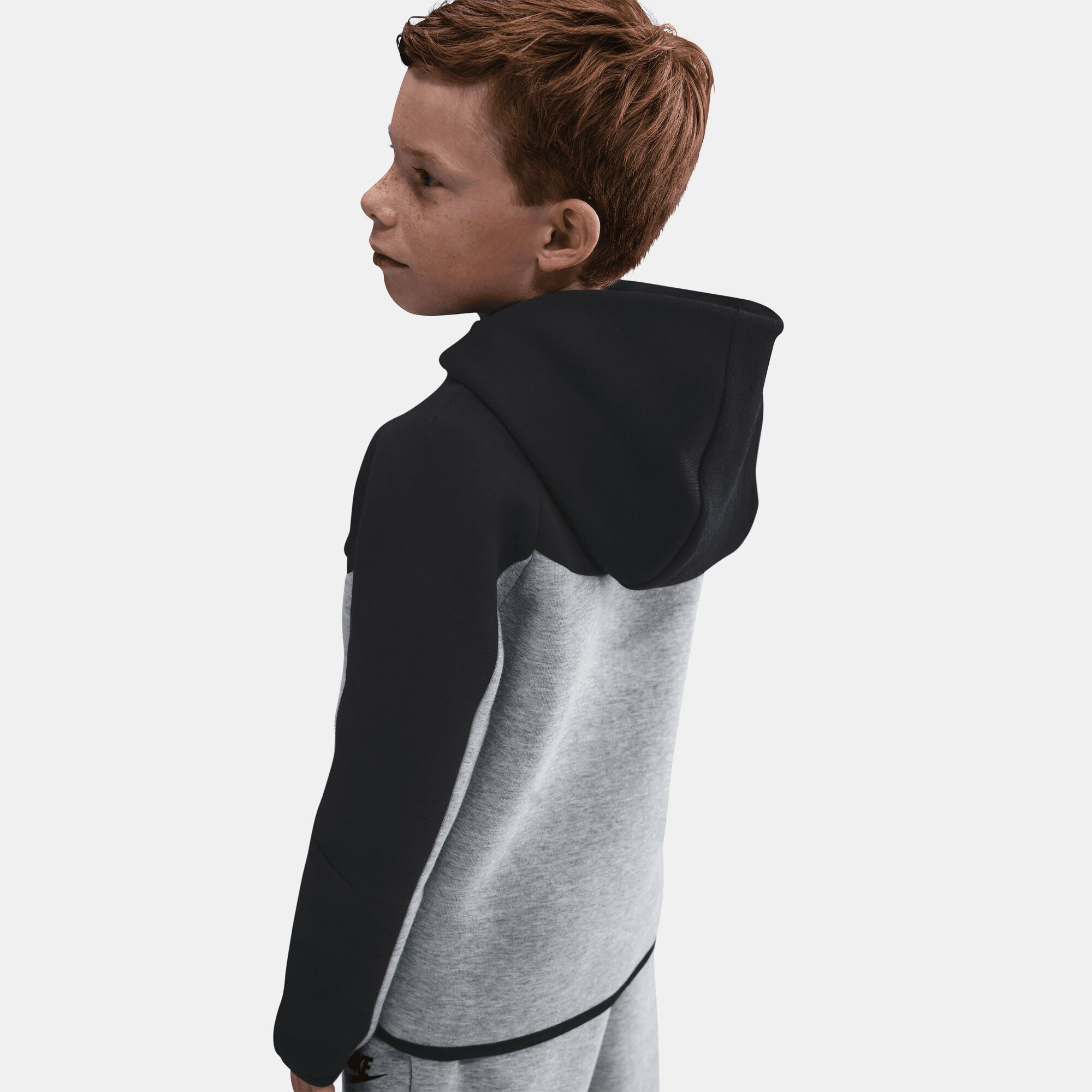 نايكي سبورتسوير image number 7