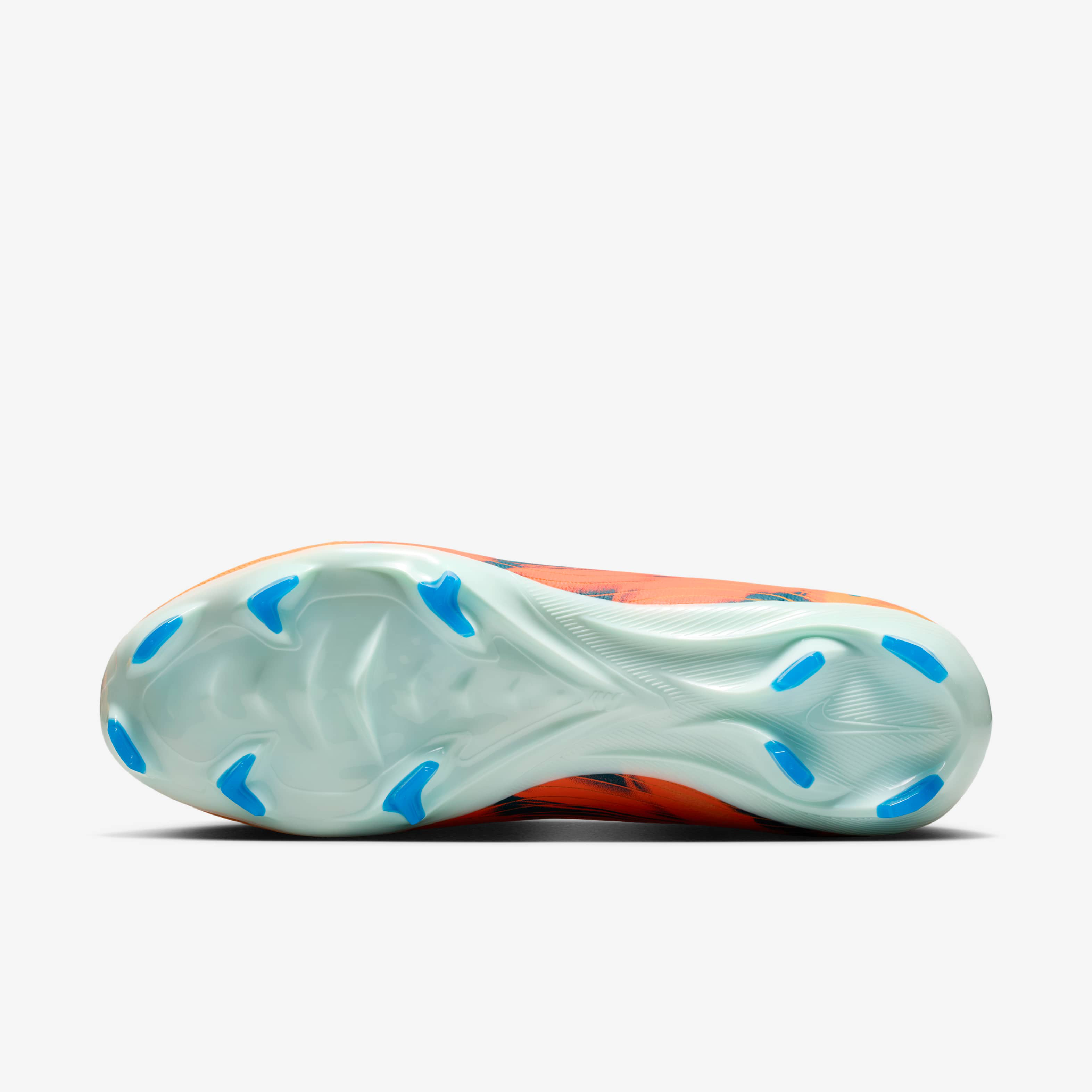 Nike Mercurial Vapor 16 Pro 'Kylian Mbapp&eacute;' image number 1