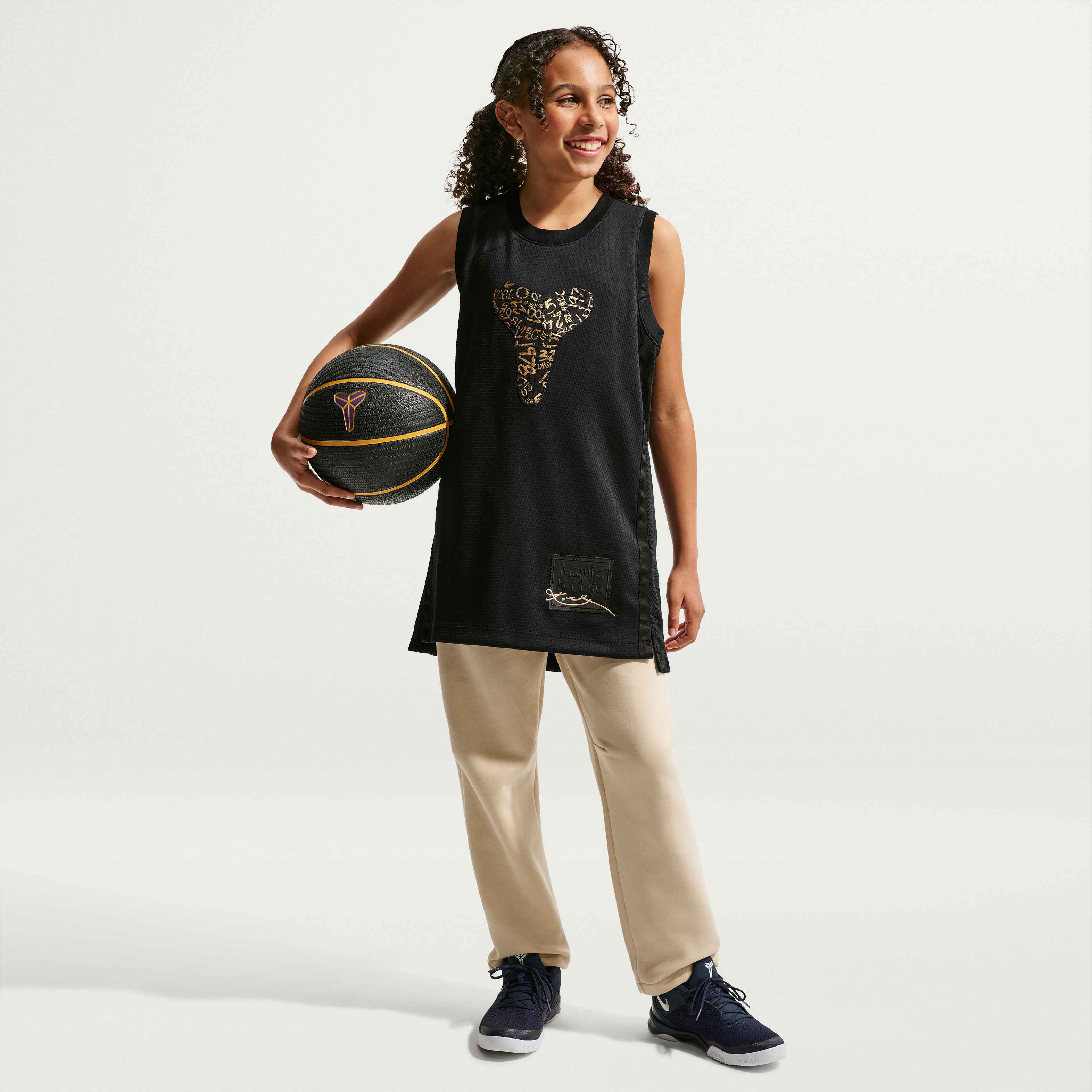Kobe image number 5