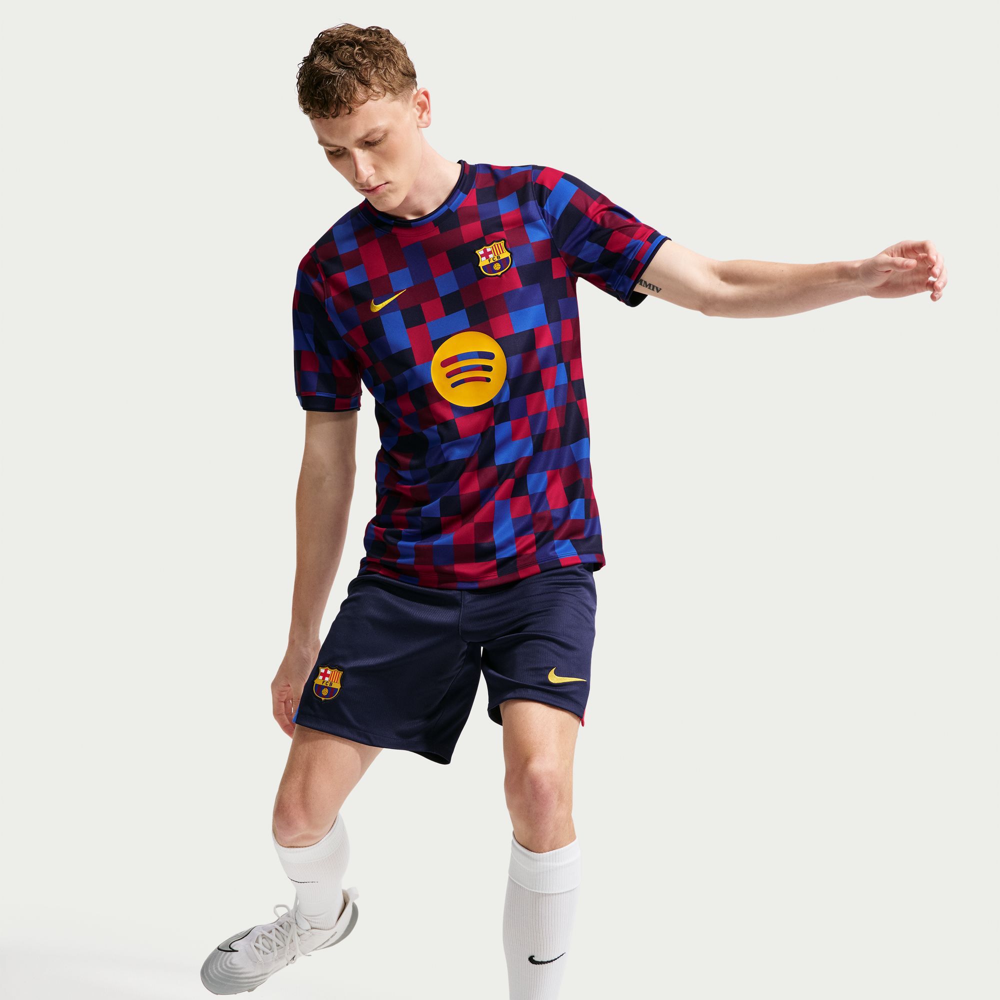 F.C. Barcelona Home image number 4