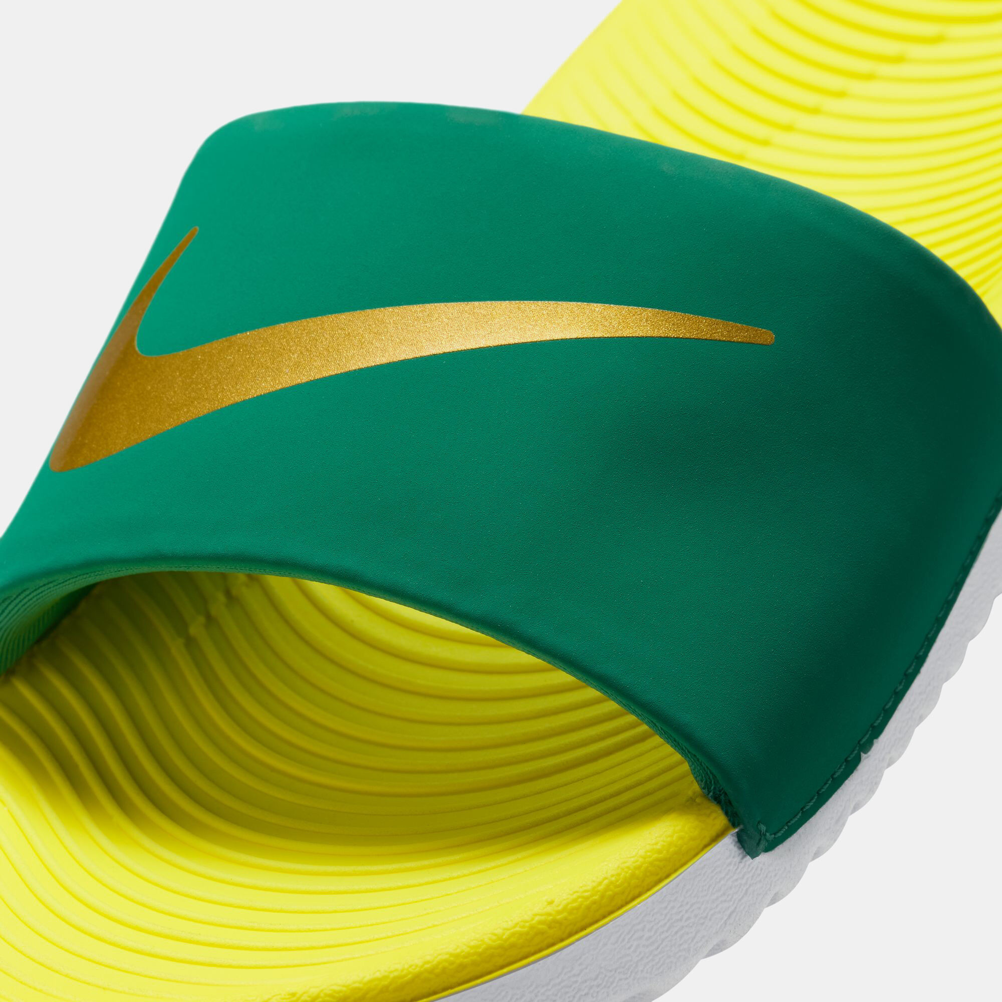 نايكي كاوا image number 8