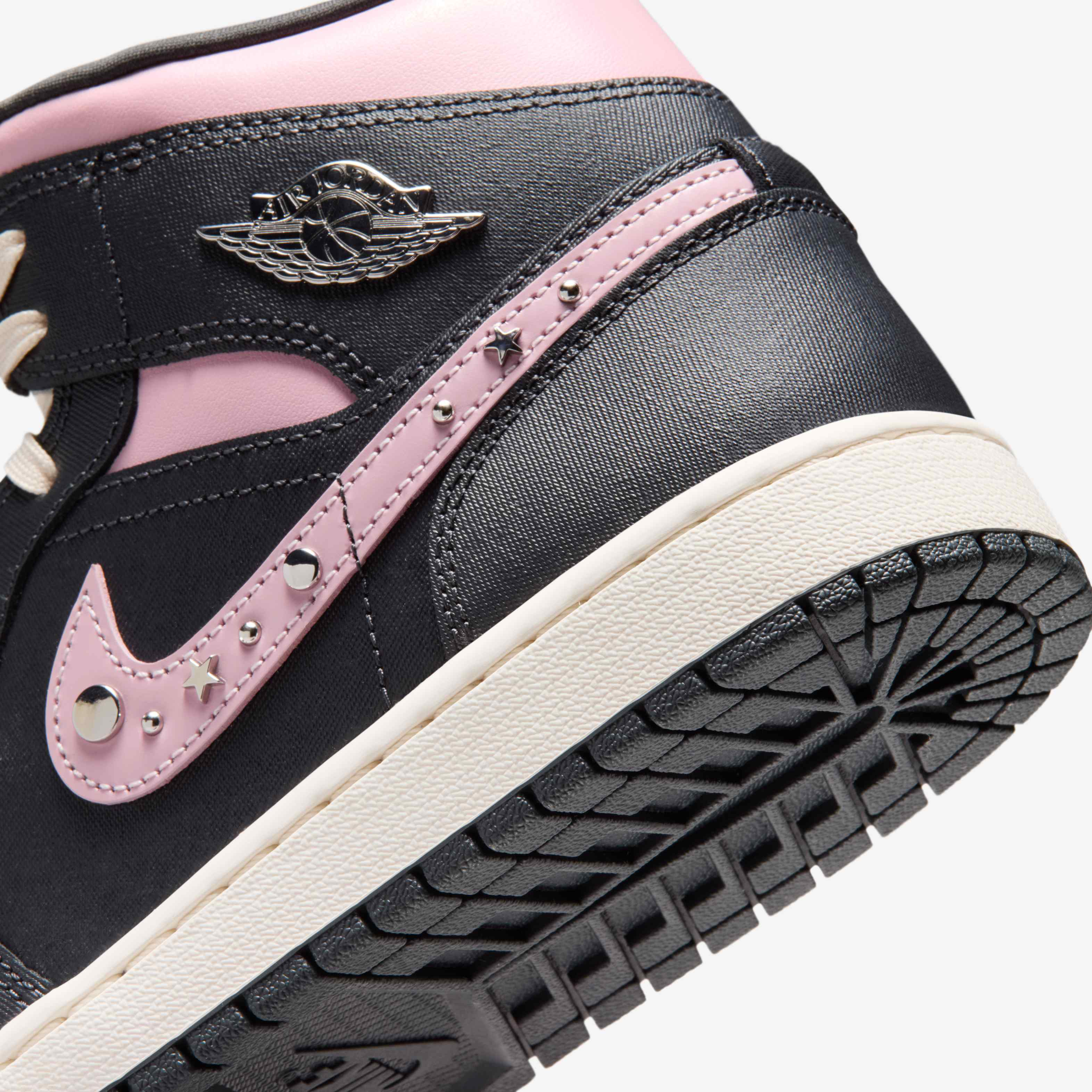 Air Jordan 1 Mid SE image number 7