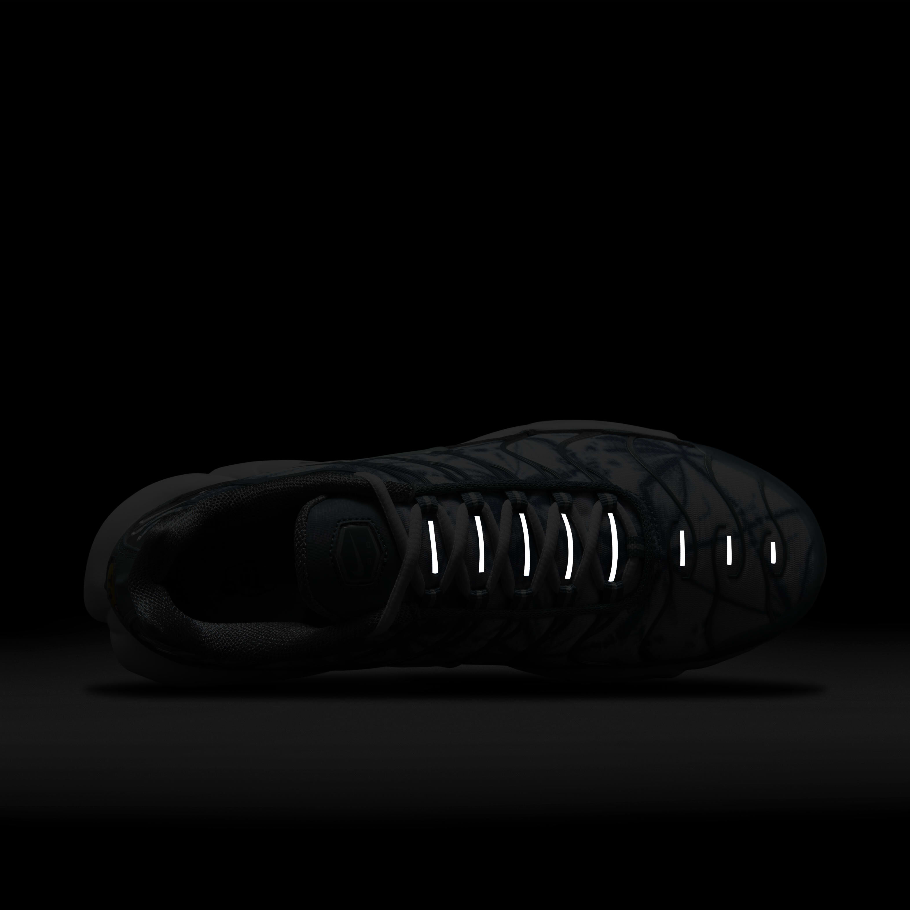 اير ماكس بلاس image number 8