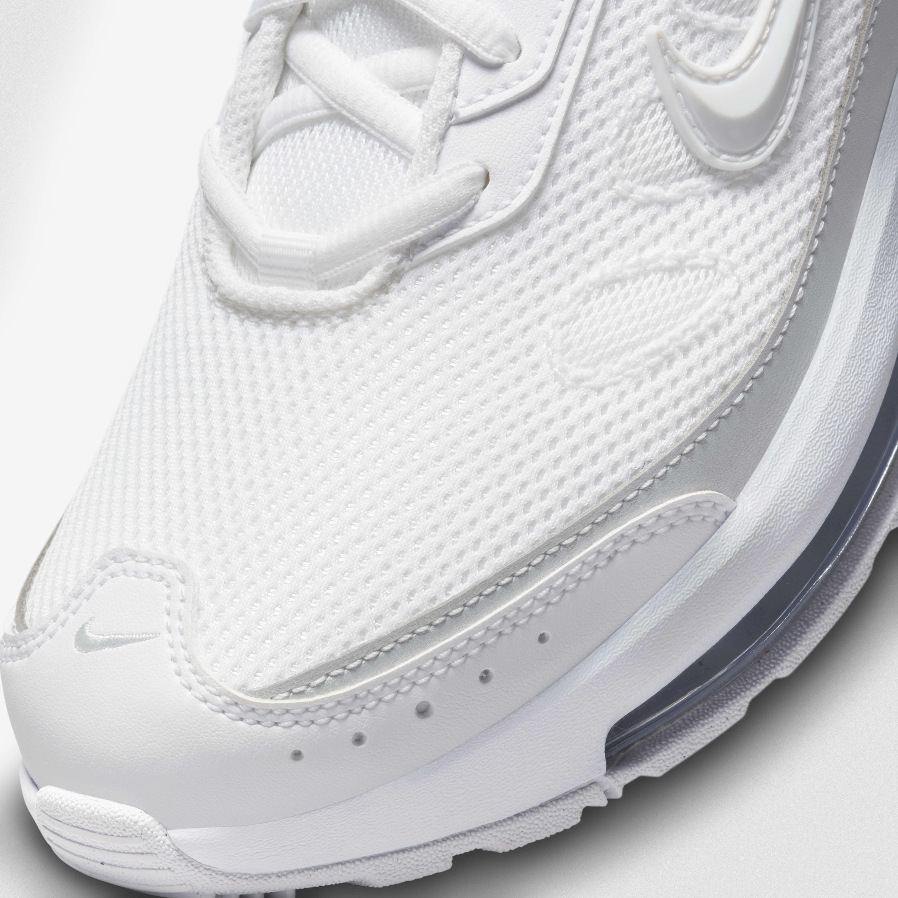 Nike Air Max AP image number 6