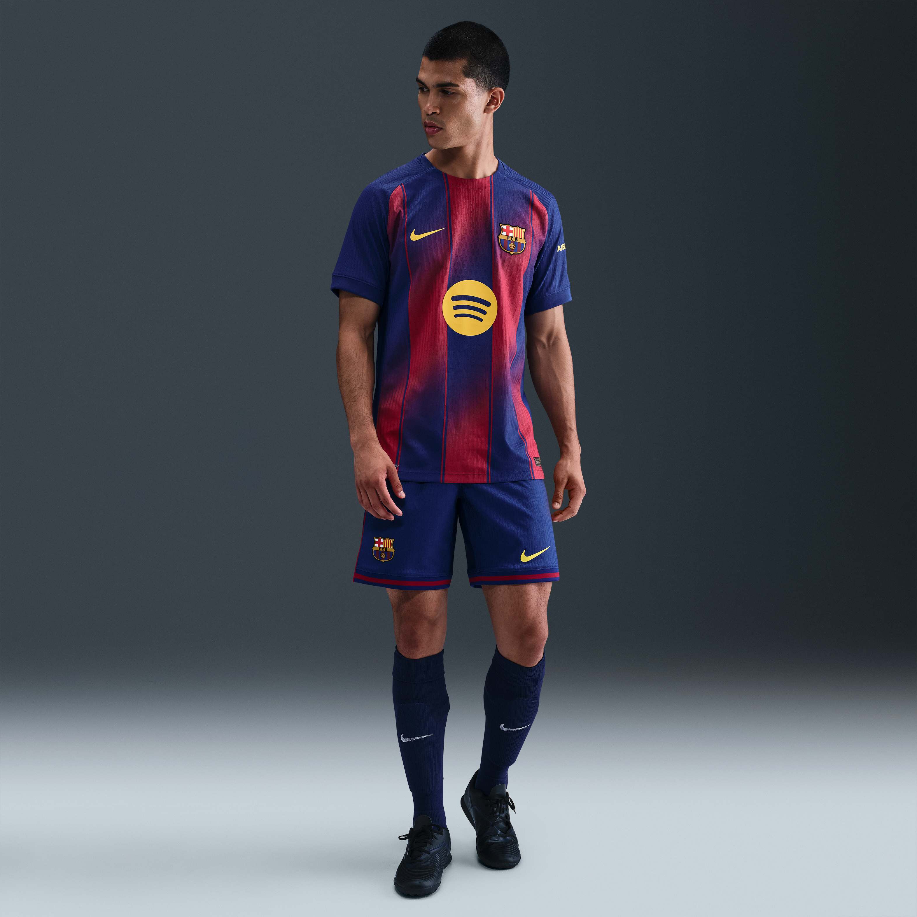 FC برشلونة 26/2025 ماتش الأساسي image number 3