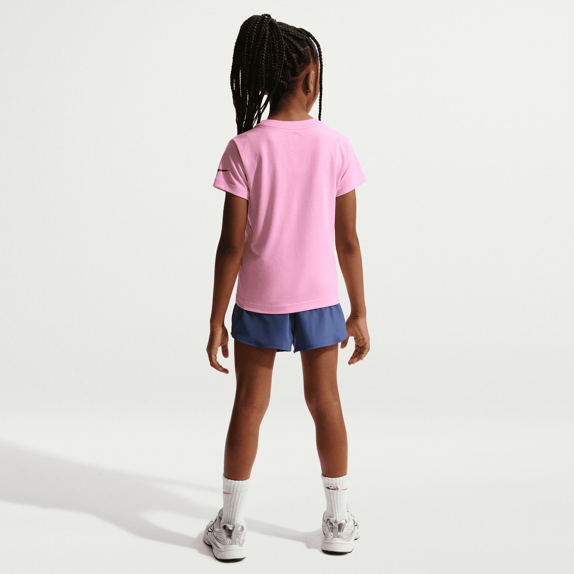 Nike image number 1
