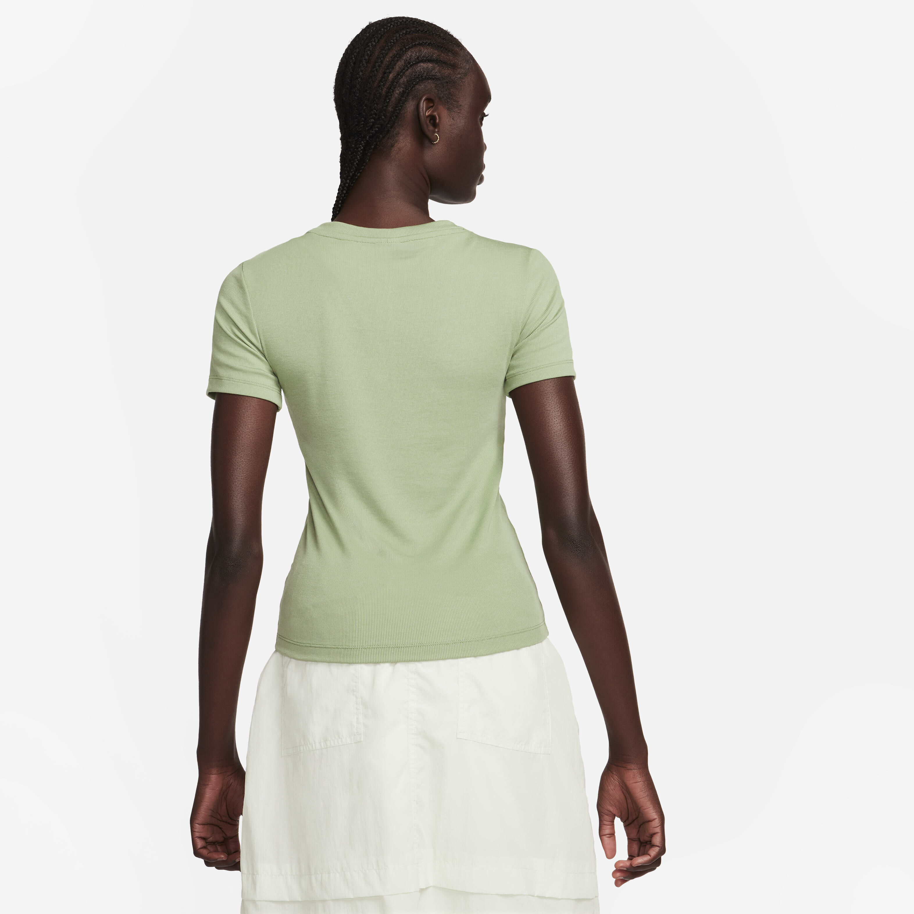 Nike Sportswear Essentials image number 1