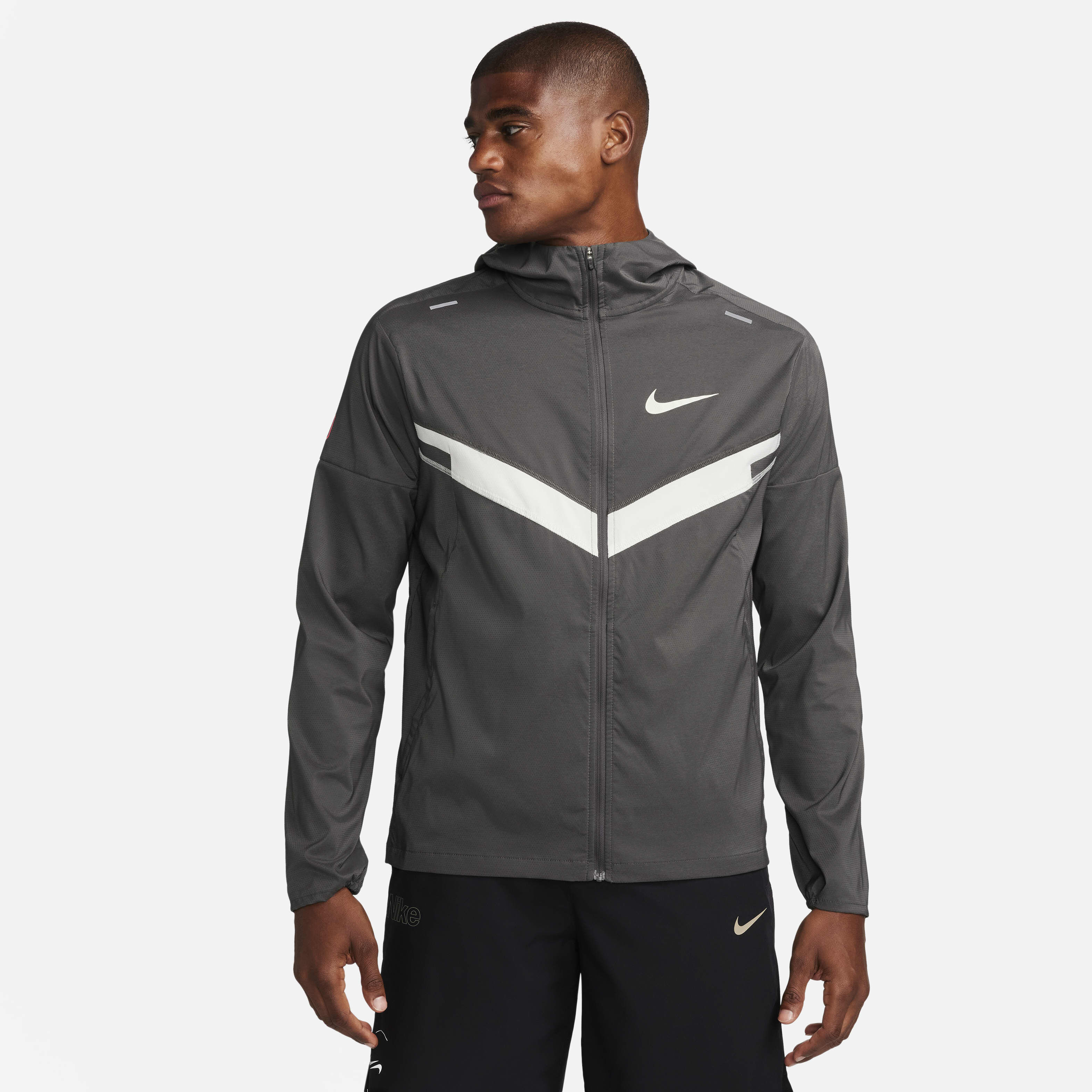 Nike Repel Windrunner image number 0
