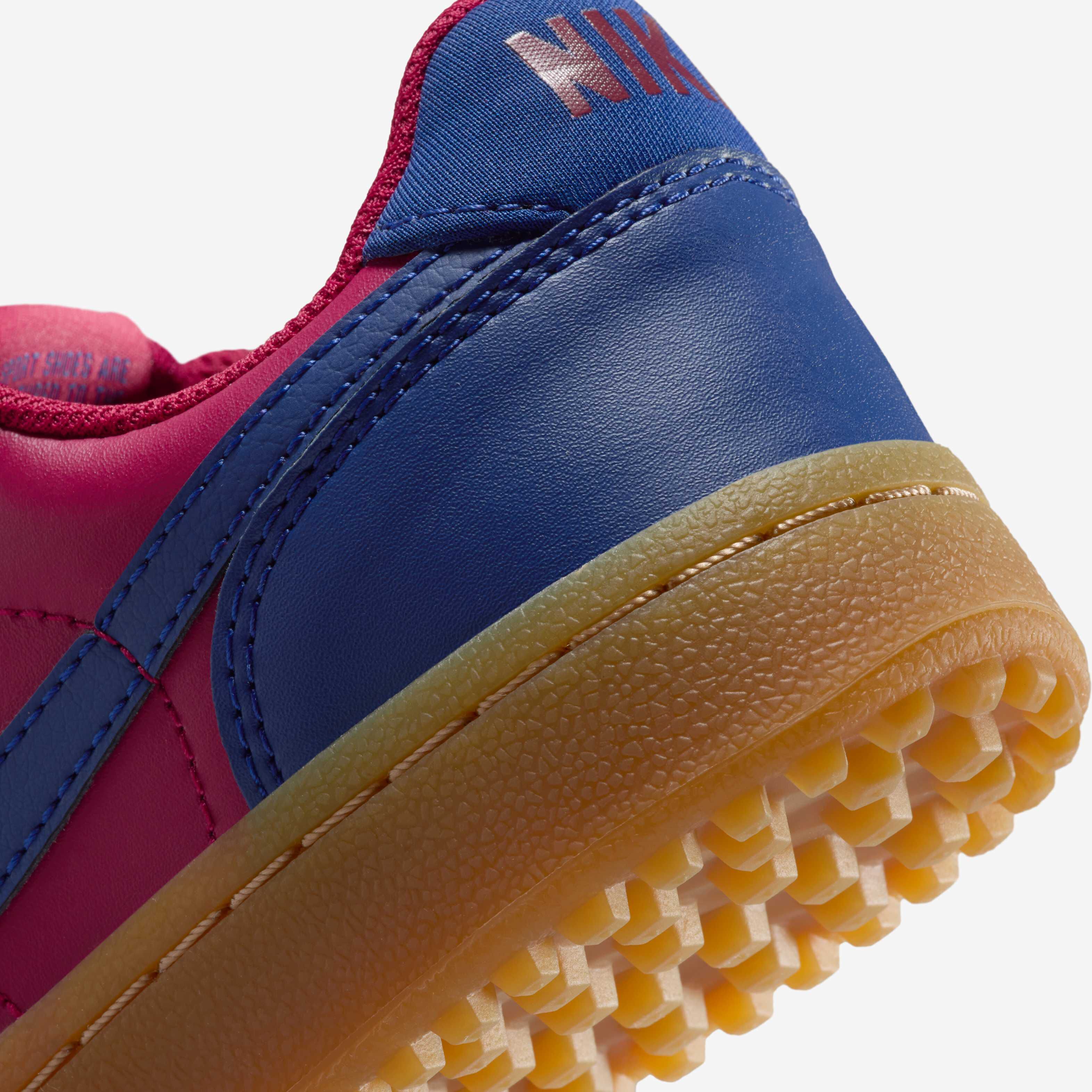 Nike Field General image number 7