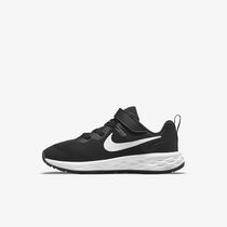 Nike Revolution 6