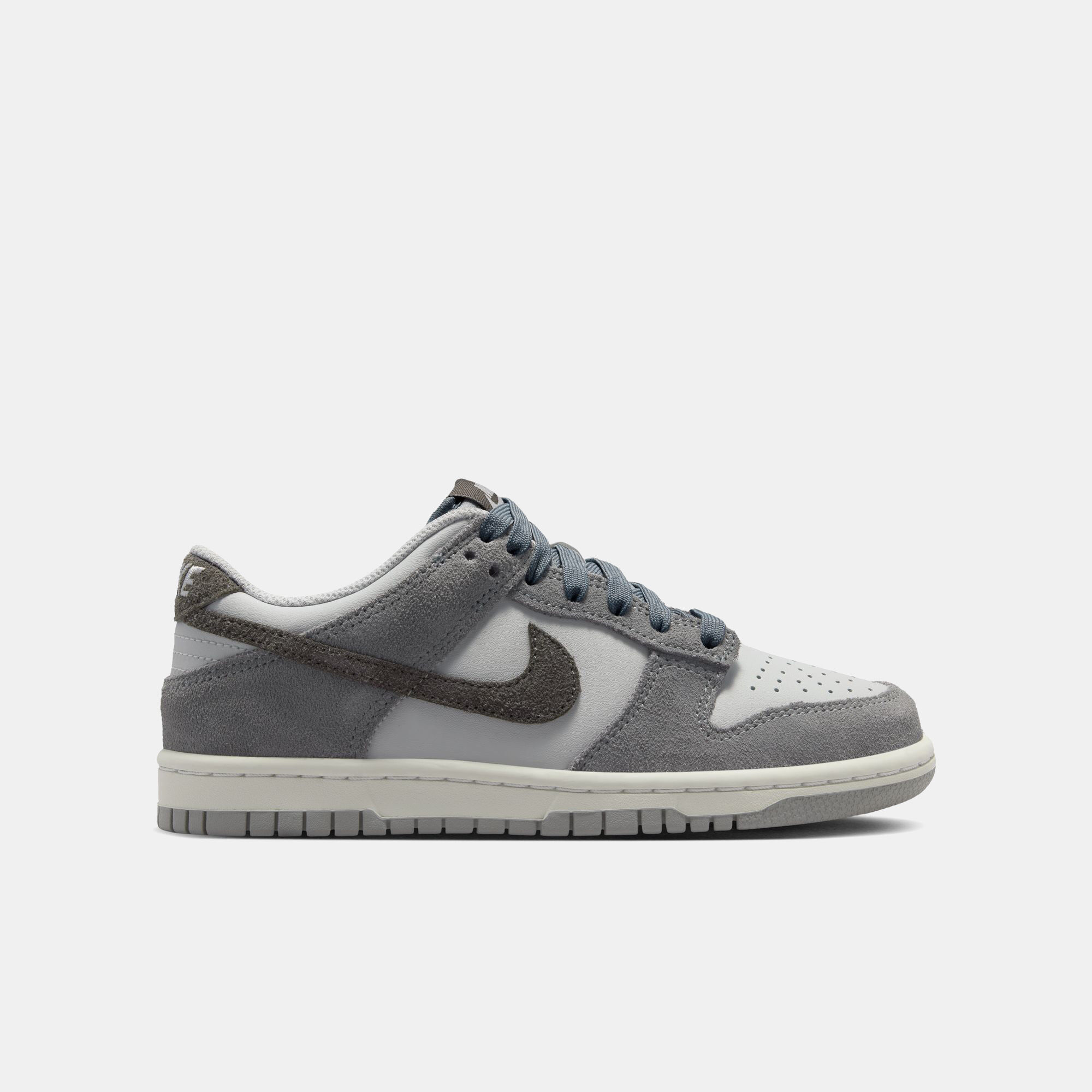 Nike Dunk Low SE image number 5