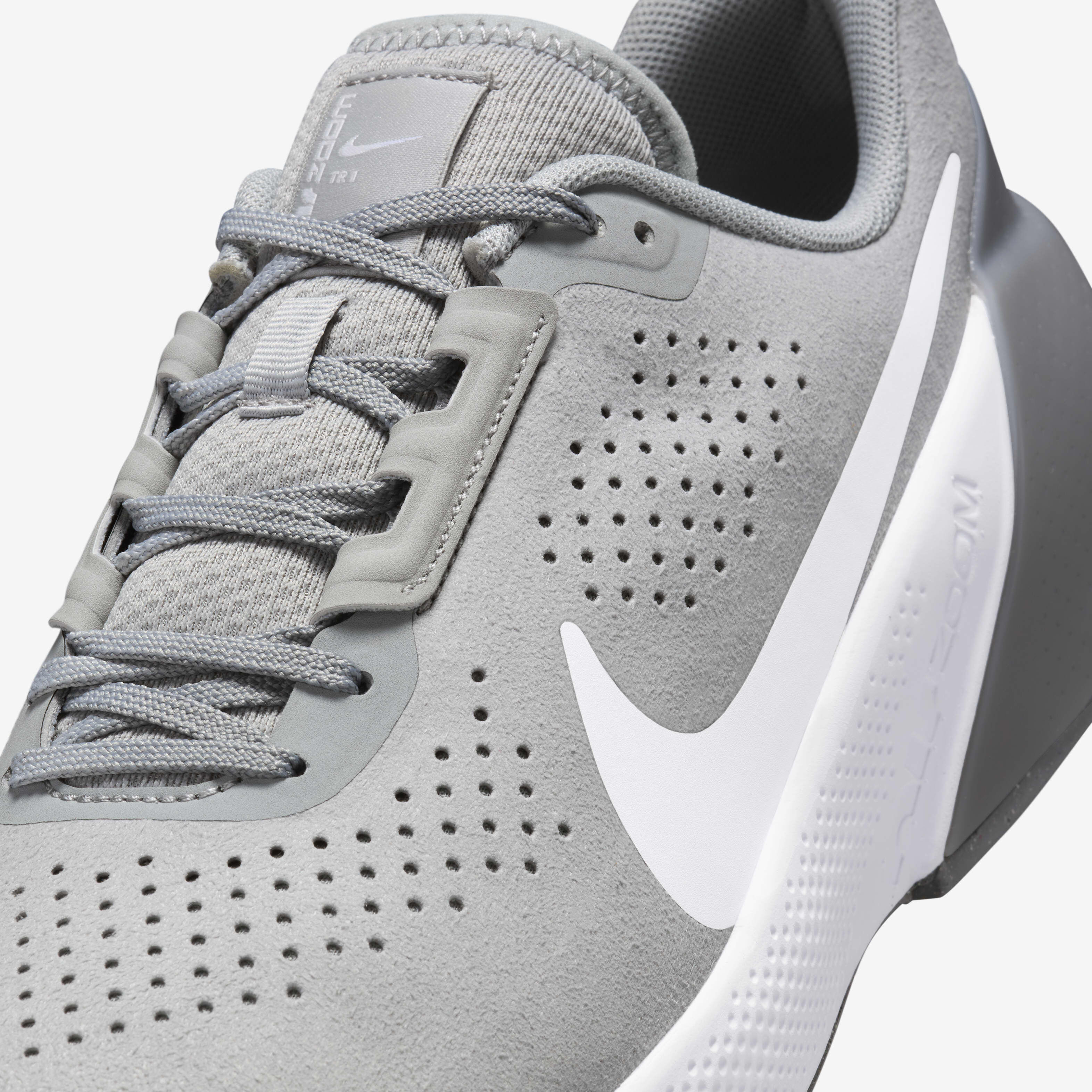 Nike training zoom condition 2 grey 2025