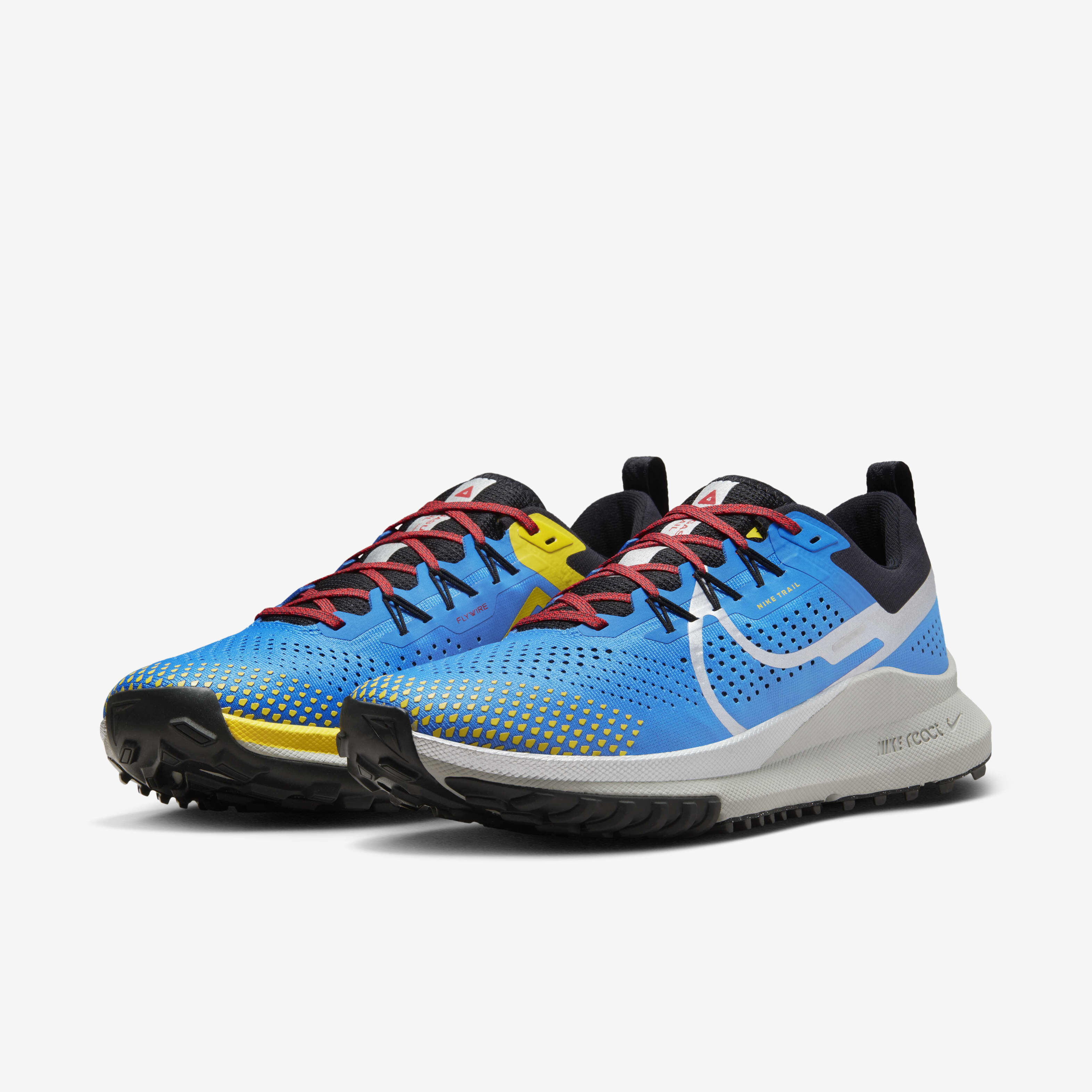 Nike Pegasus Trail 4 image number 4