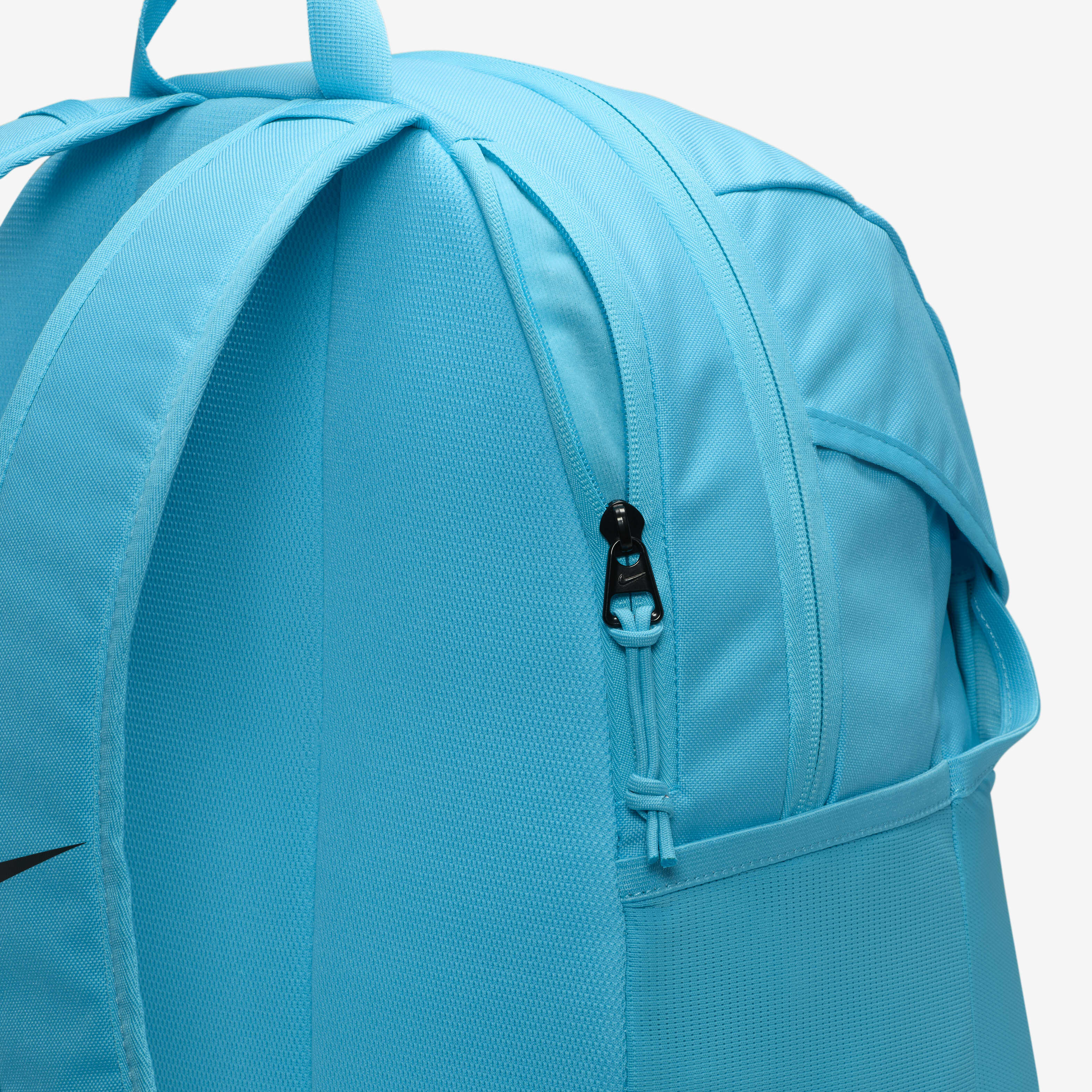 نايكي أكاديمي تيم image number 7