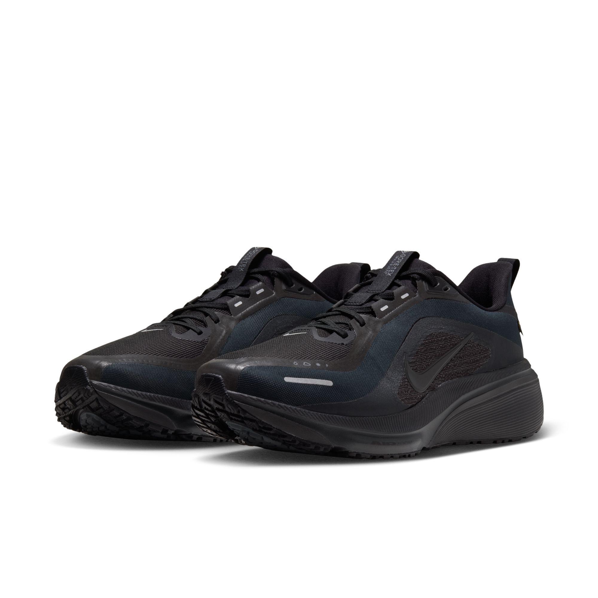 Nike Pegasus 42 GORE-TEX image number 2