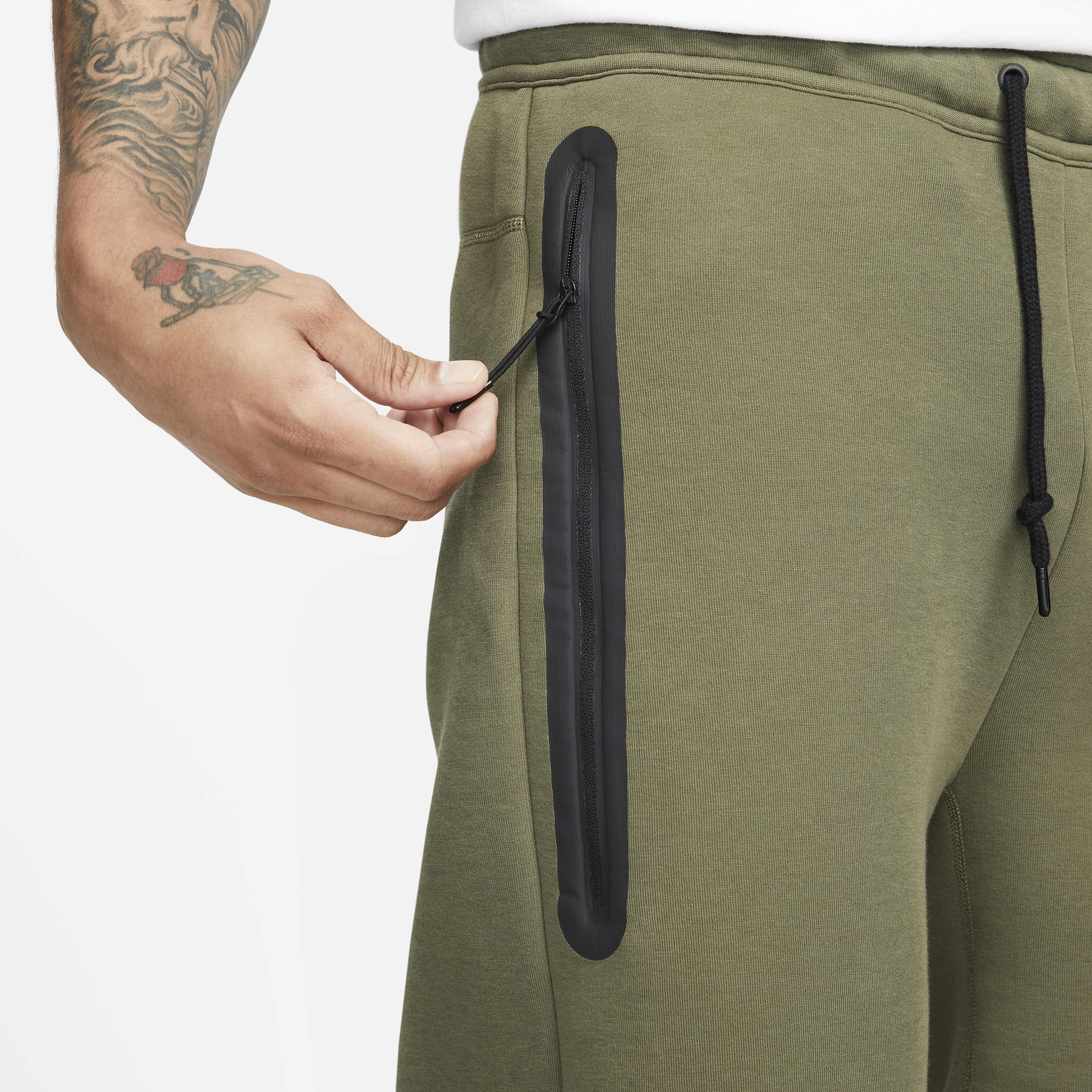 Nike tech mens shorts outlet