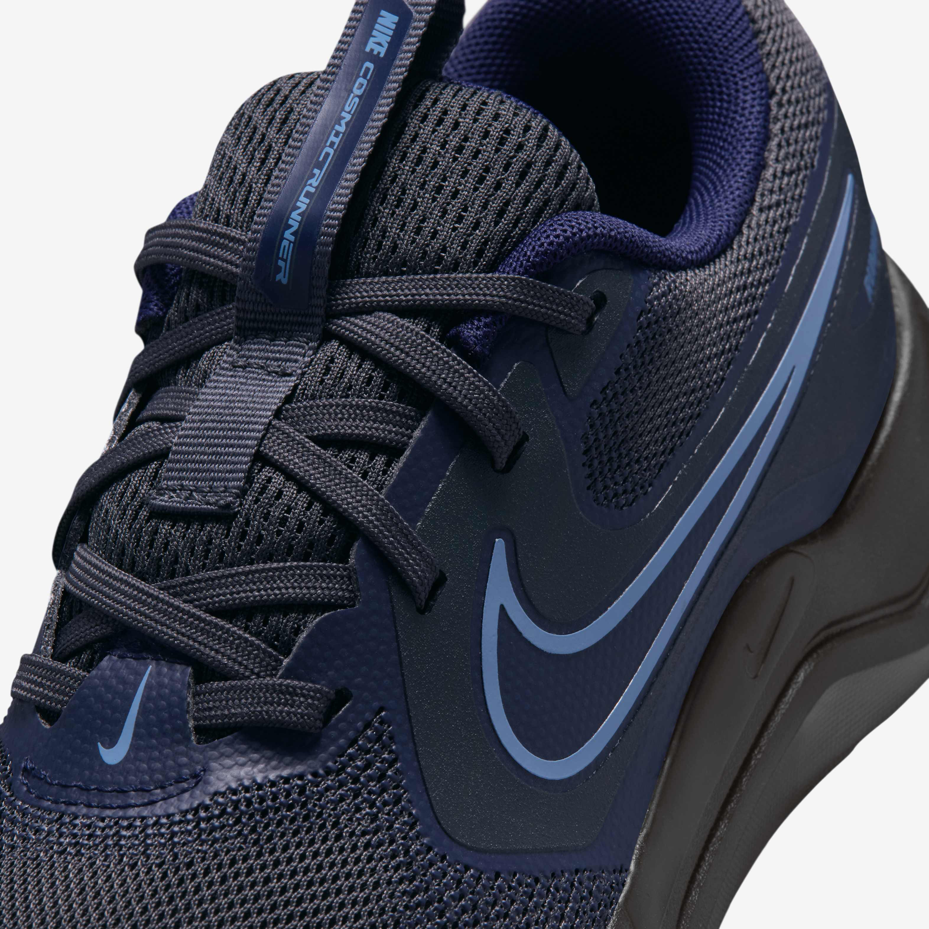 Nike Cosmic Runner image number 6