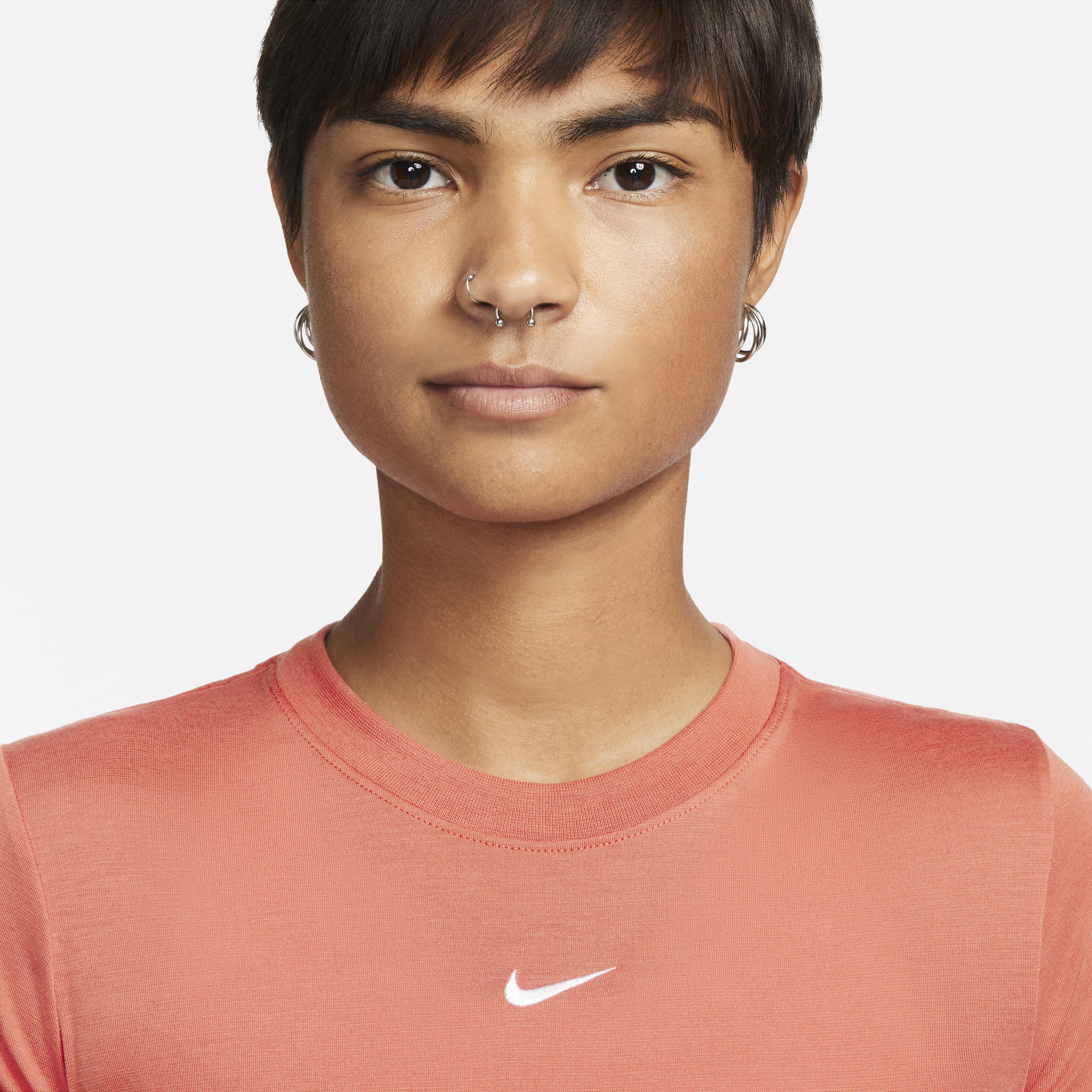 نايكي سبورتسوير اسنشال image number 2