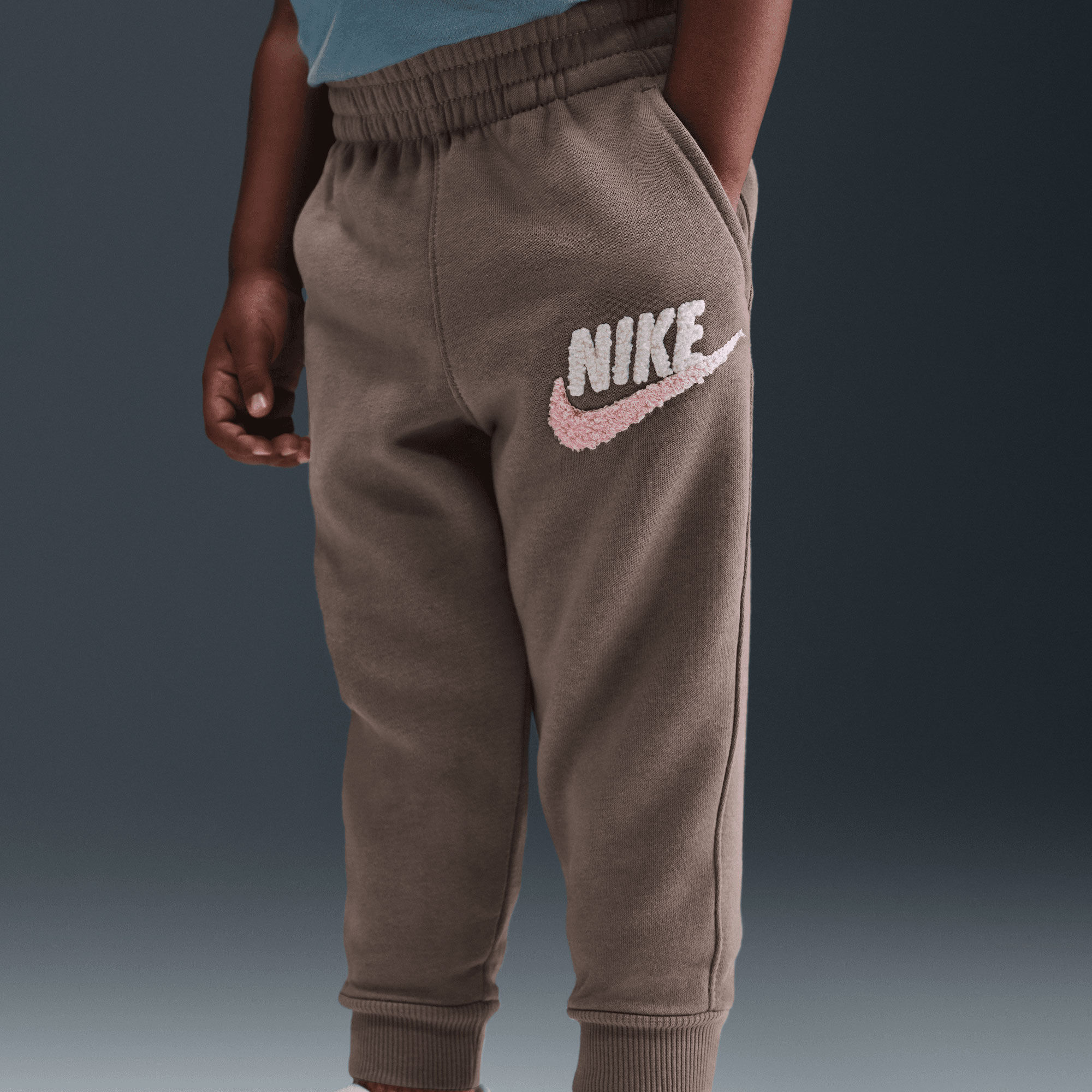 نايكي كلوب image number 7