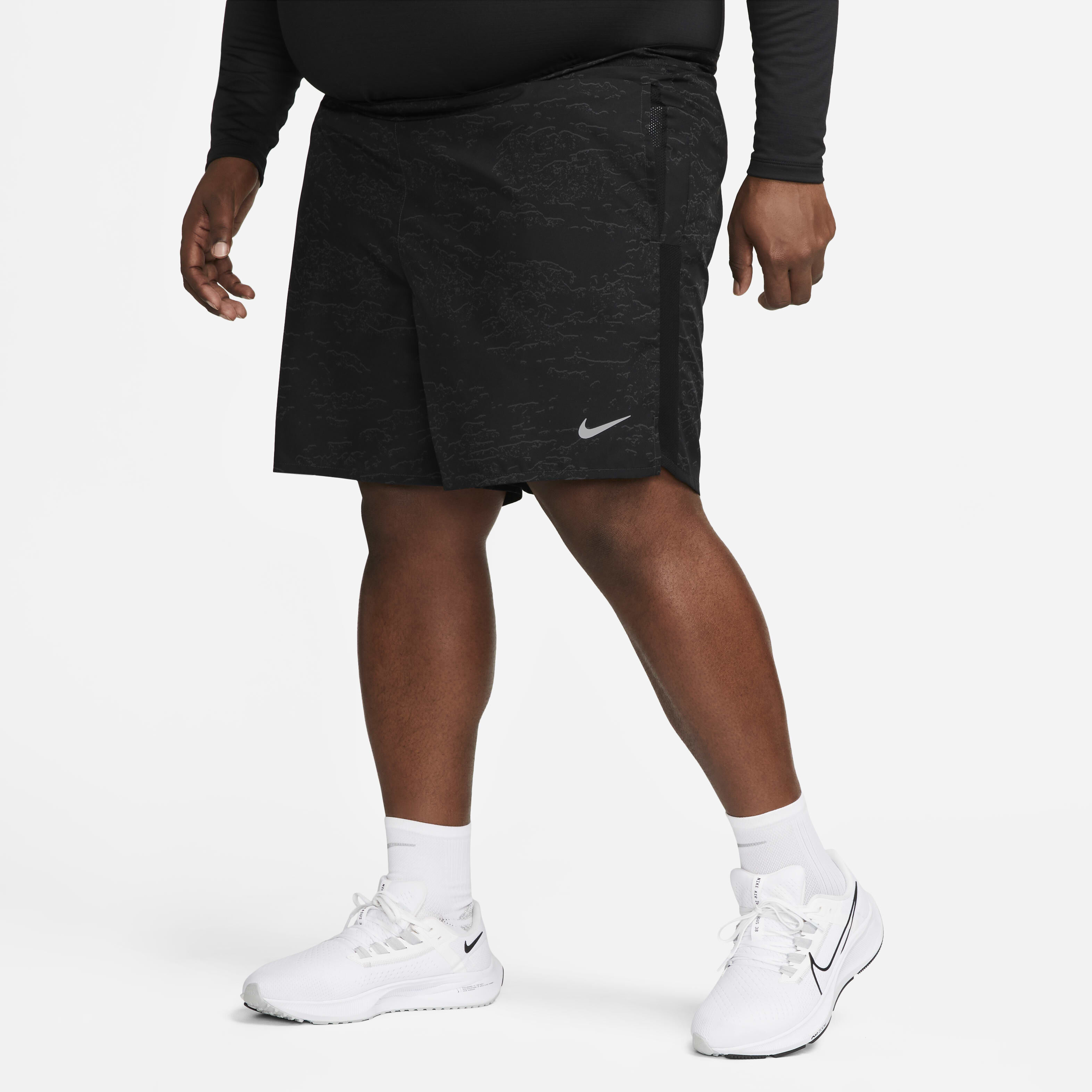 Nike Dri-FIT Run Division Challenger image number 8