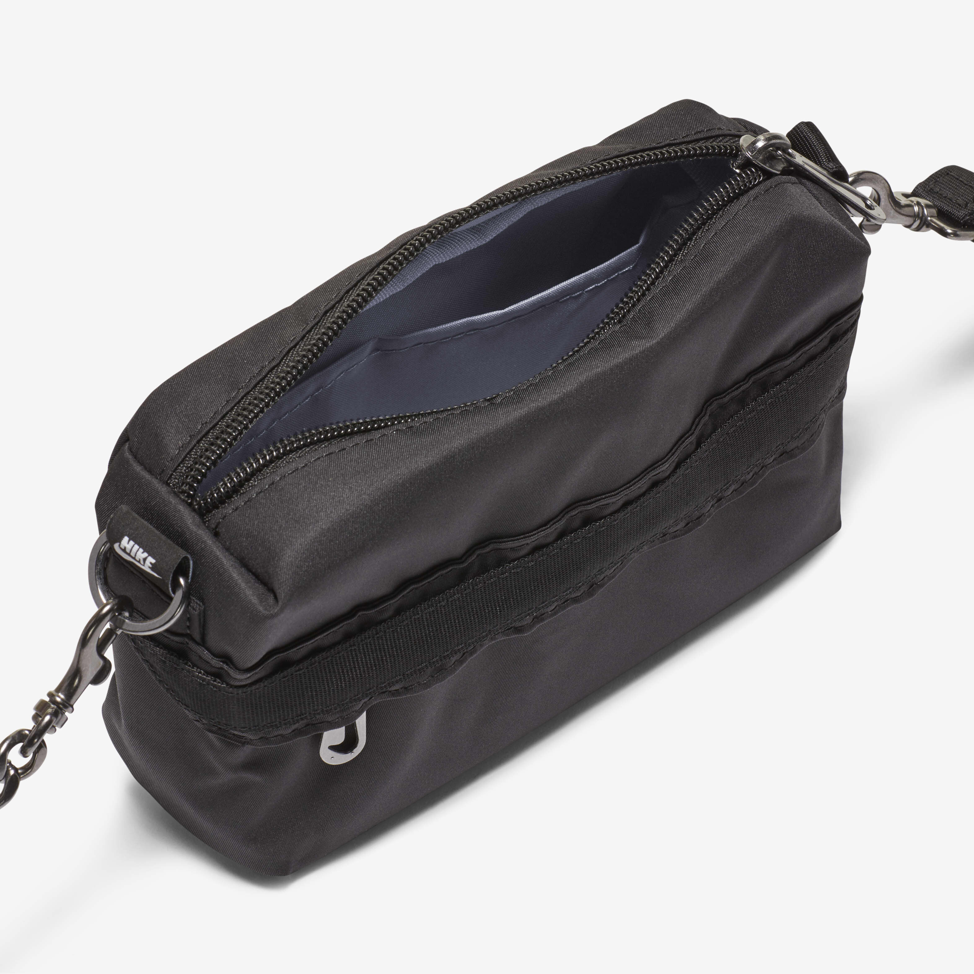 Nike Sportswear Futura Luxe image number 4