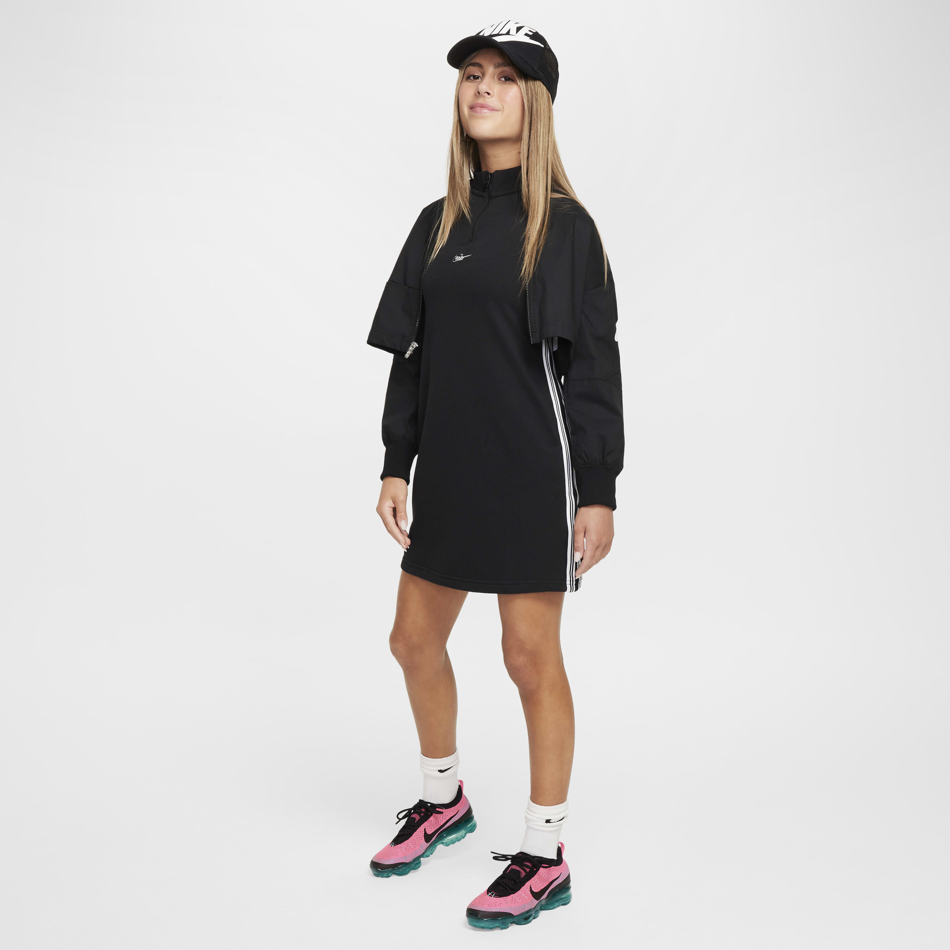 نايكي سبورتسوير image number 4