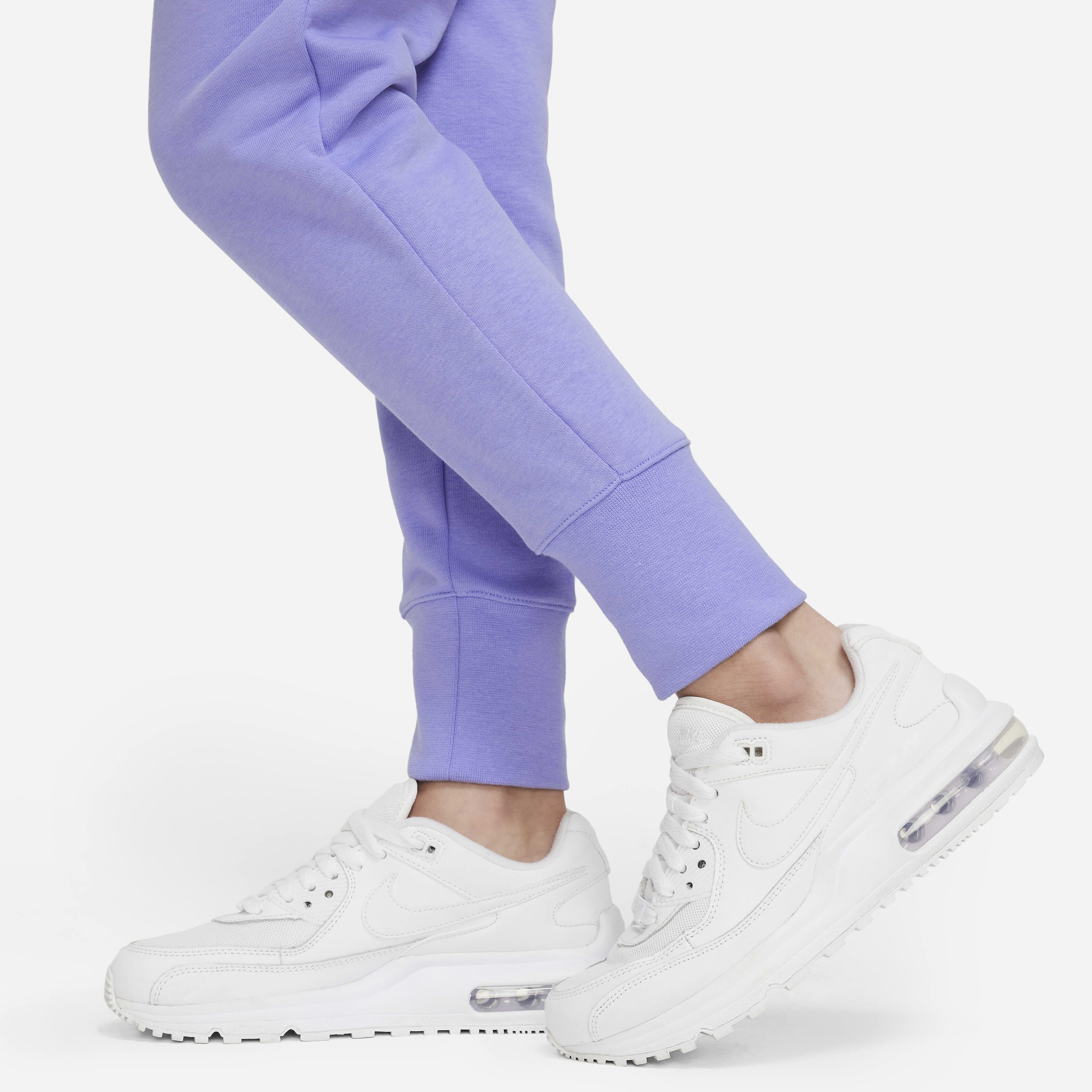 Nike Sportswear Club image number 4