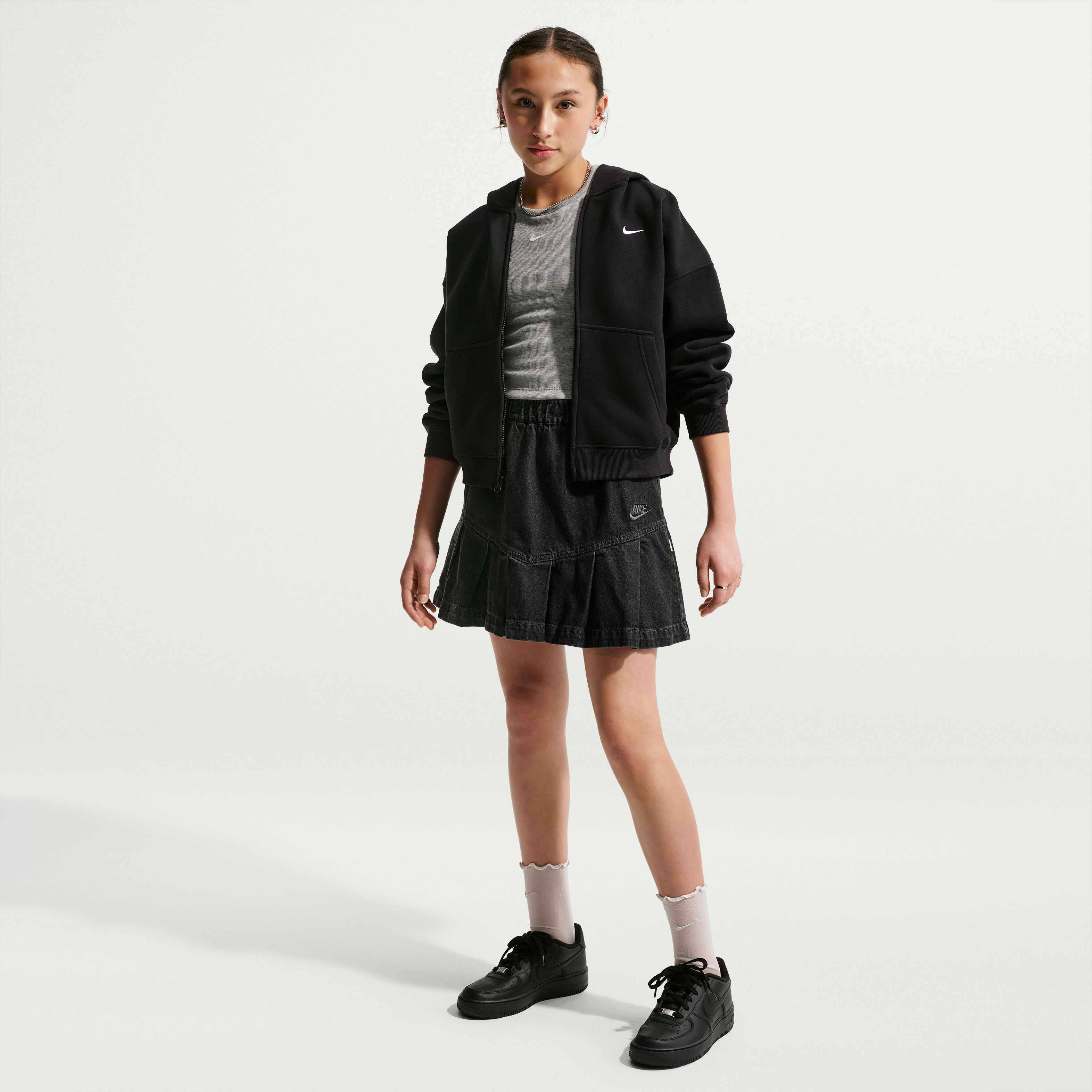 Nike Sportswear image number 0
