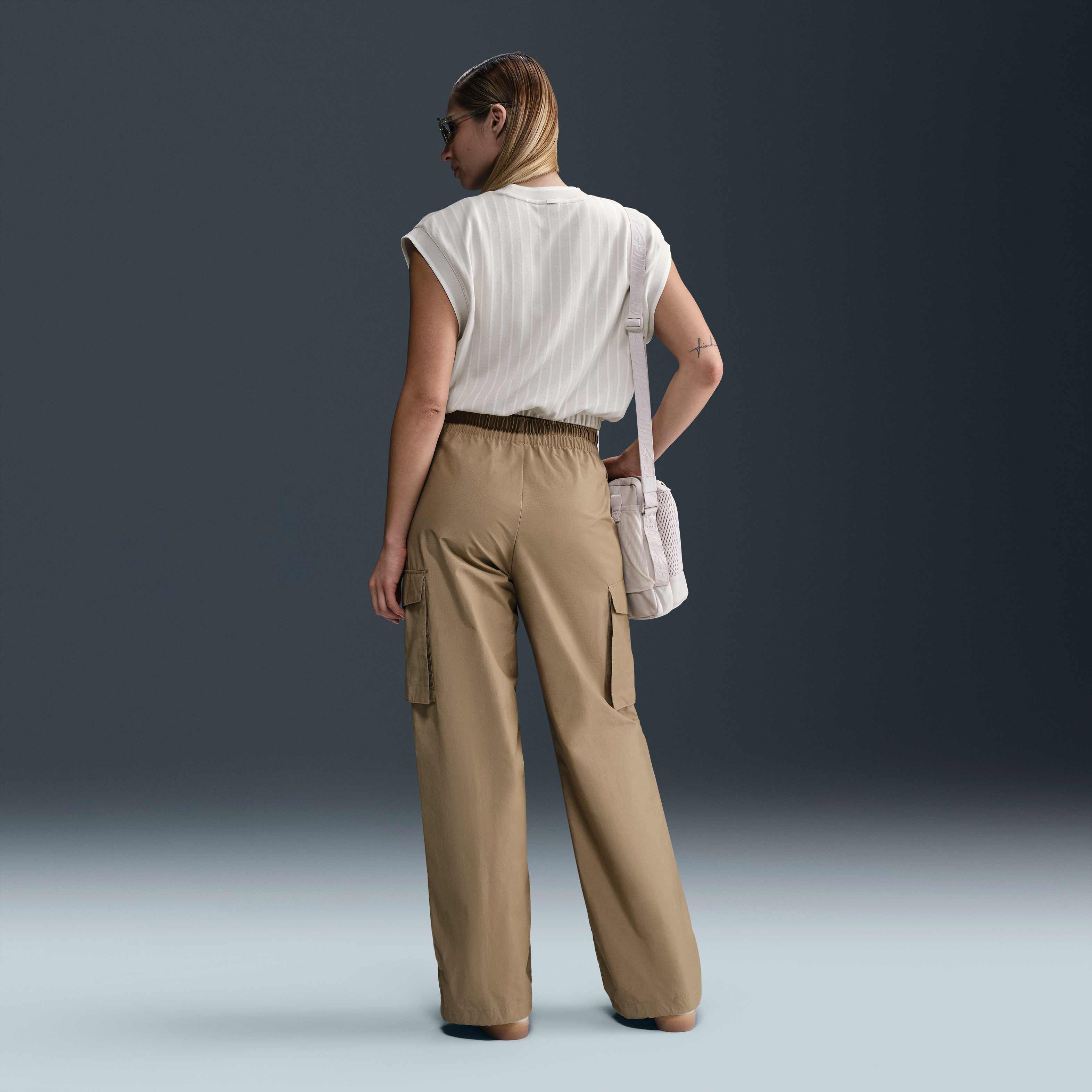 نايكي سبورتسوير كوليكشن image number 4