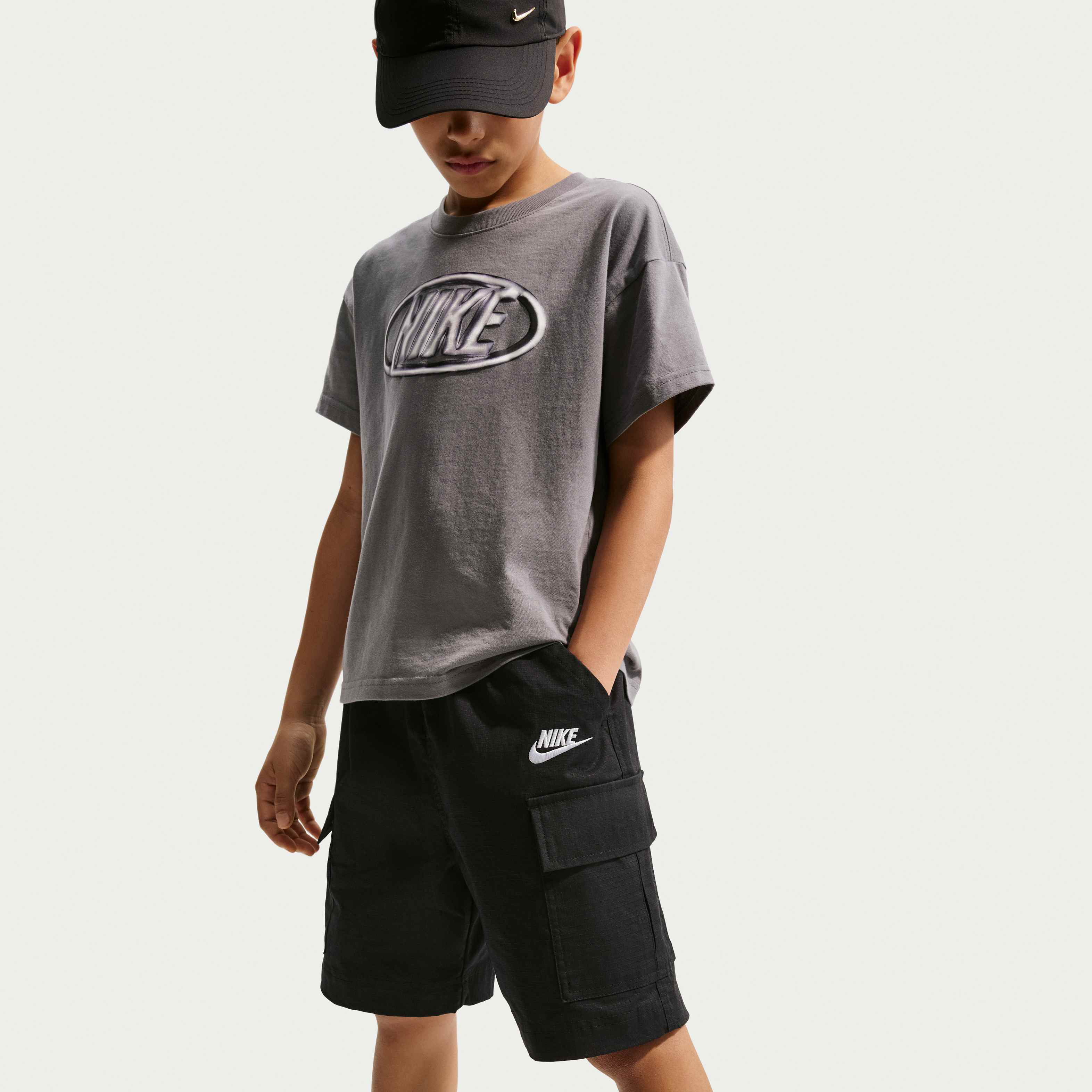 Nike Sportswear Club image number 3