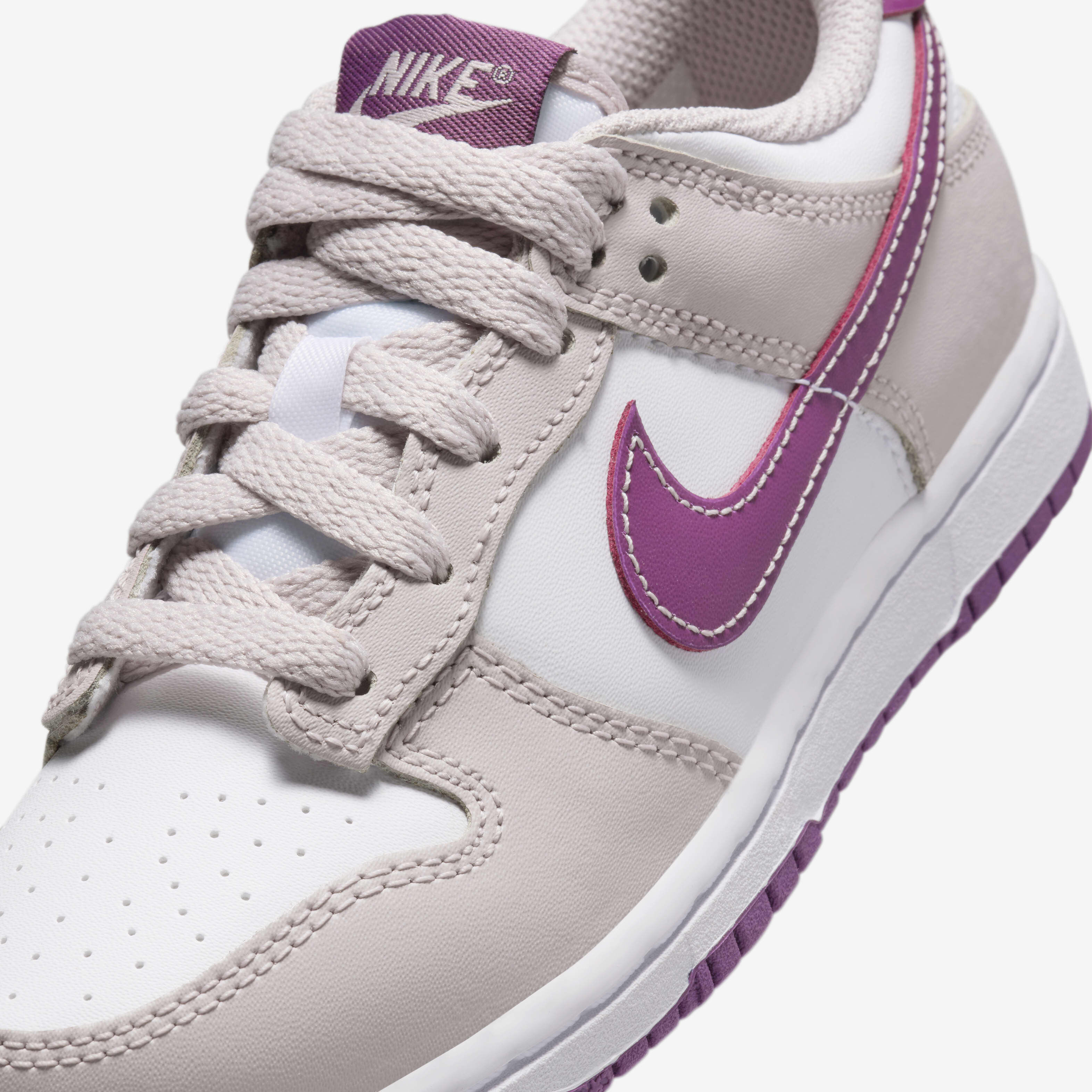 Nike Dunk Low image number 6