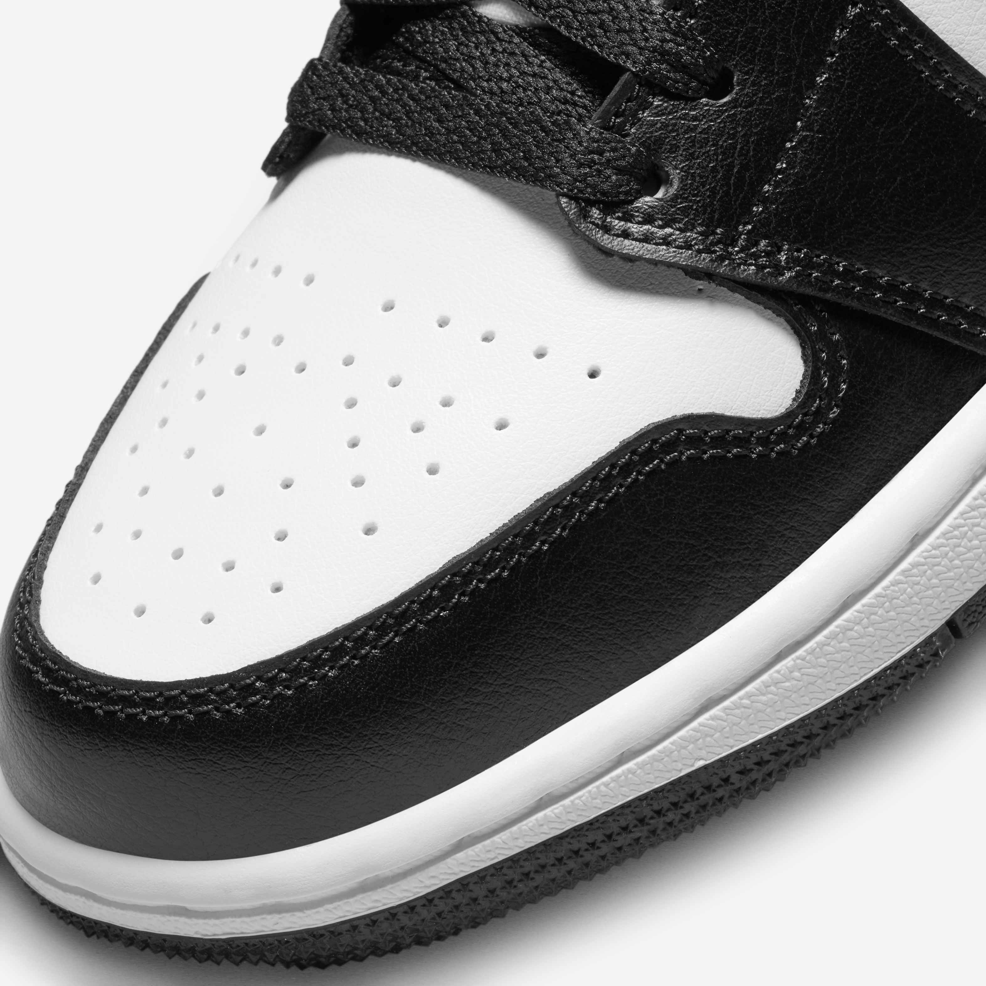 Air Jordan 1 Low image number 6