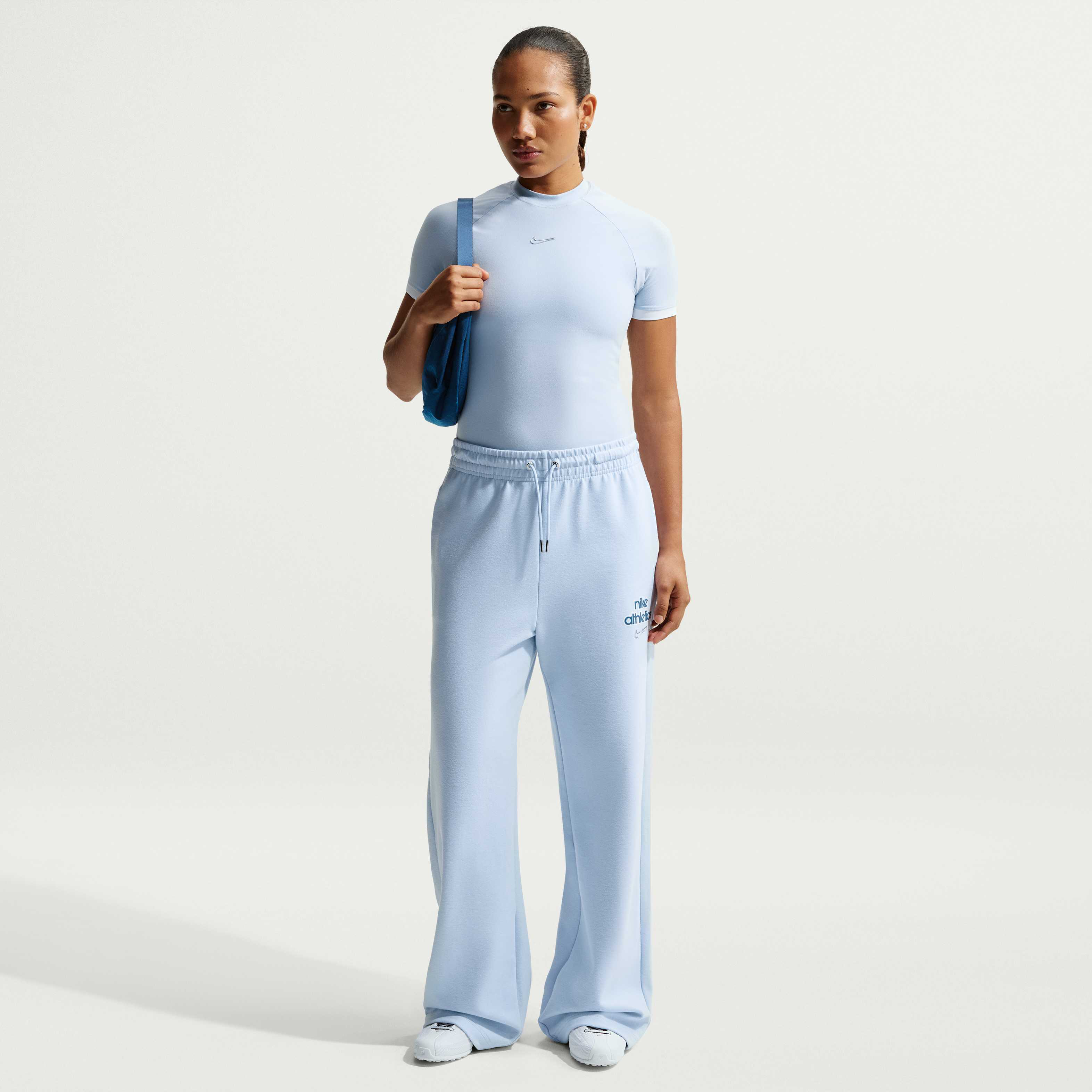 Nike Sportswear image number 3