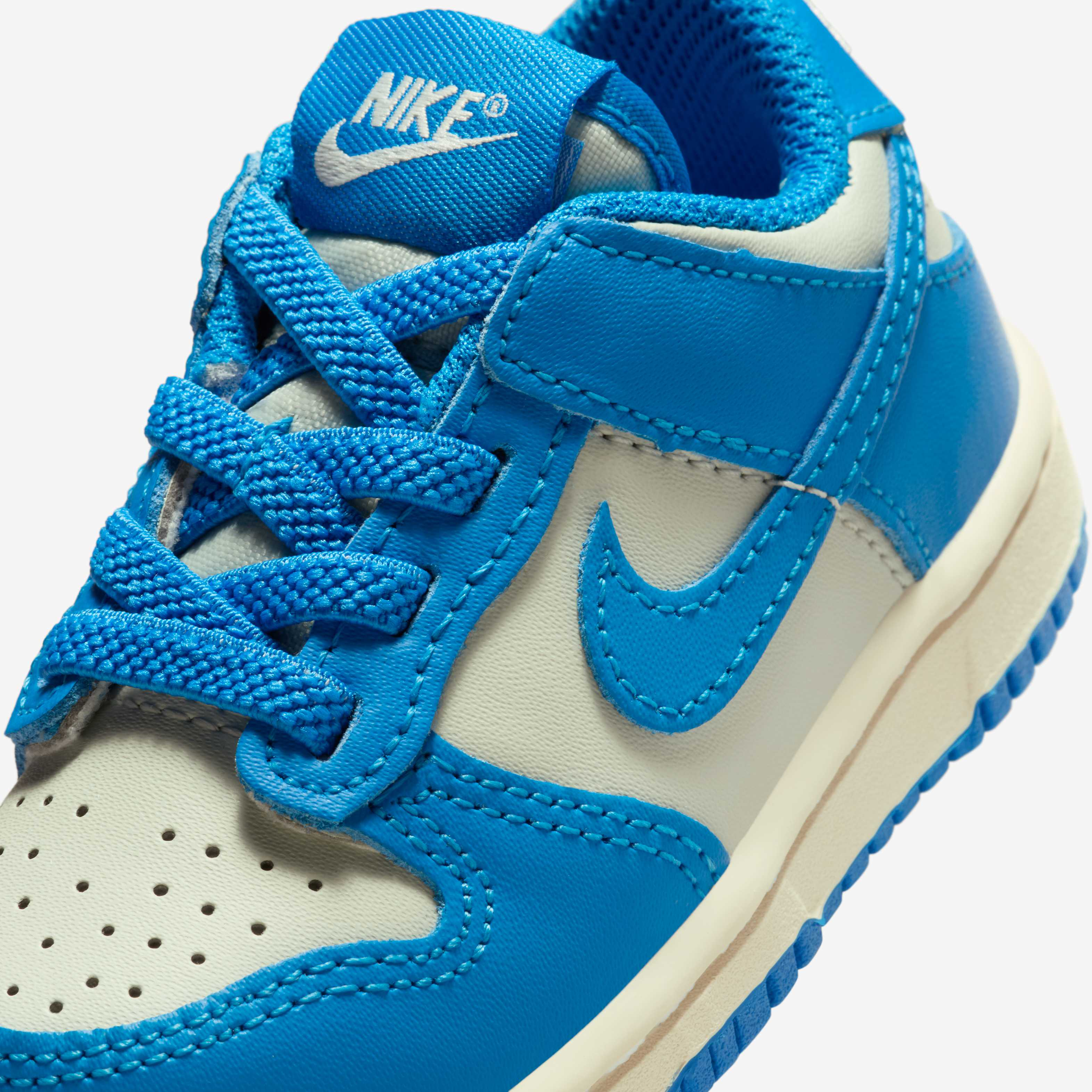 Nike Dunk Low image number 6