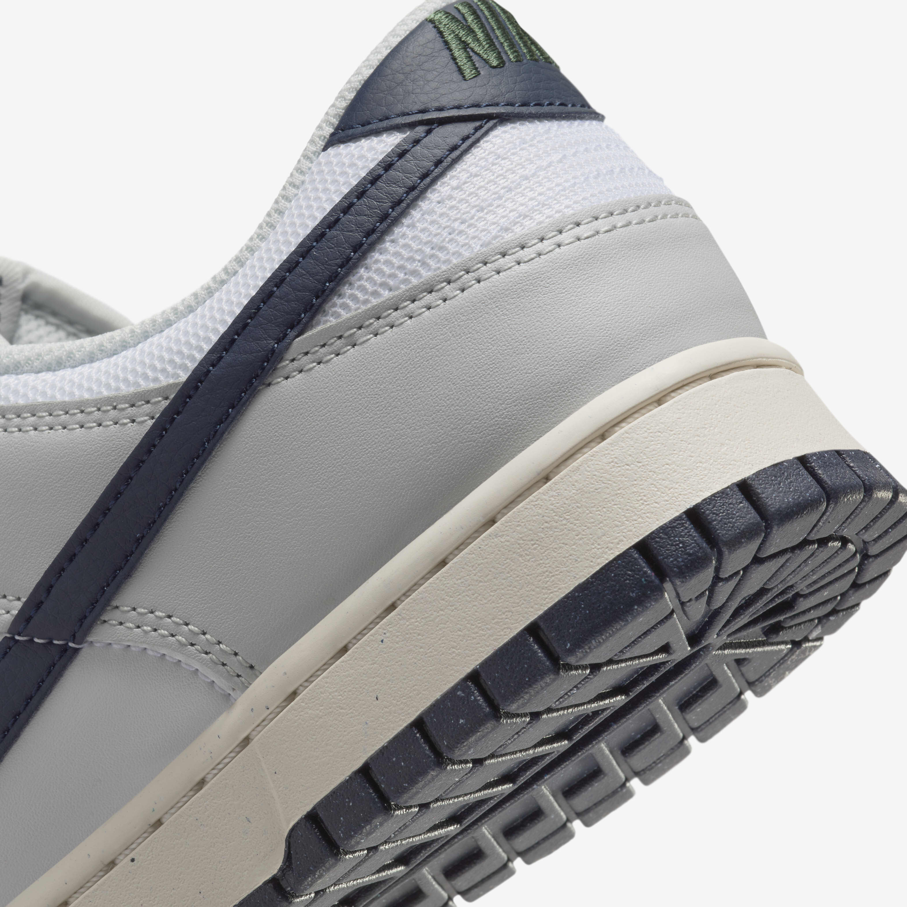 Nike Dunk Low image number 7