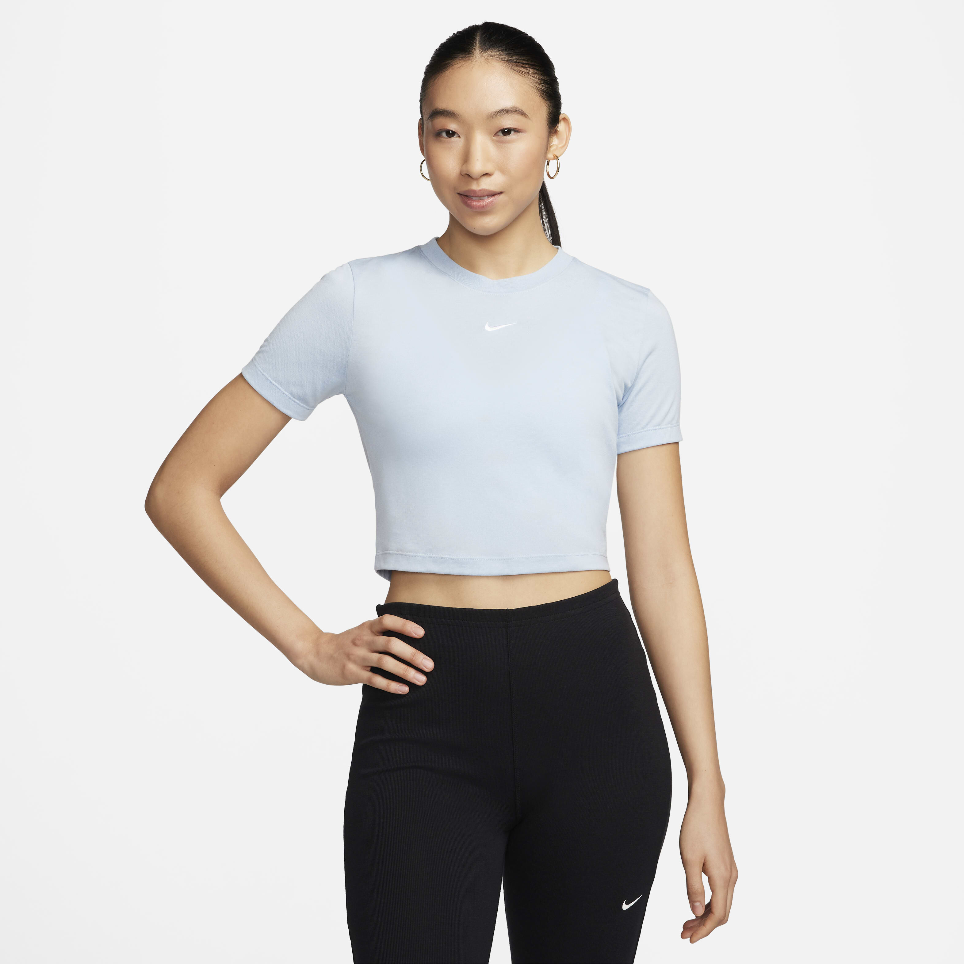 Nike slim fit crop top outlet