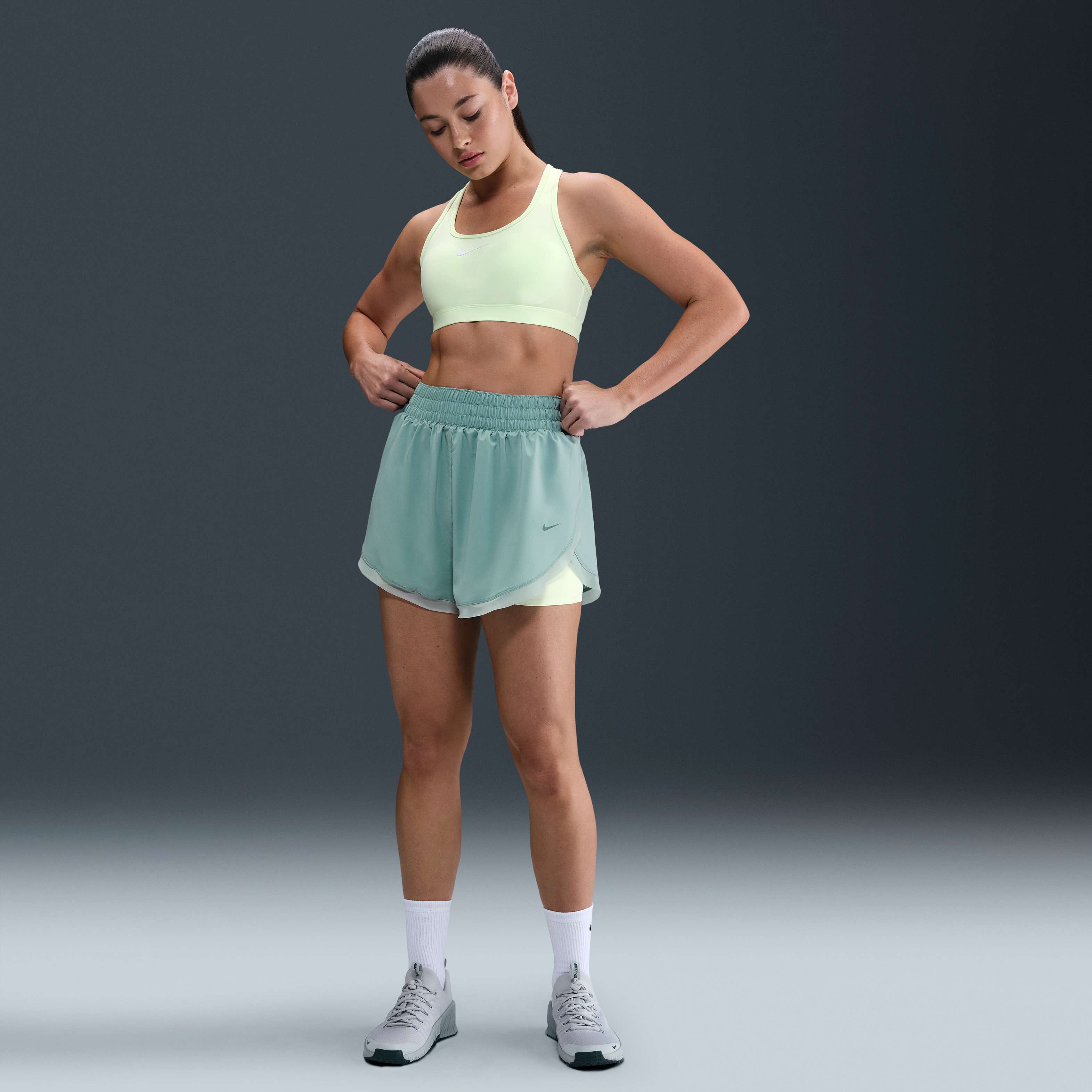 Nike One image number 0