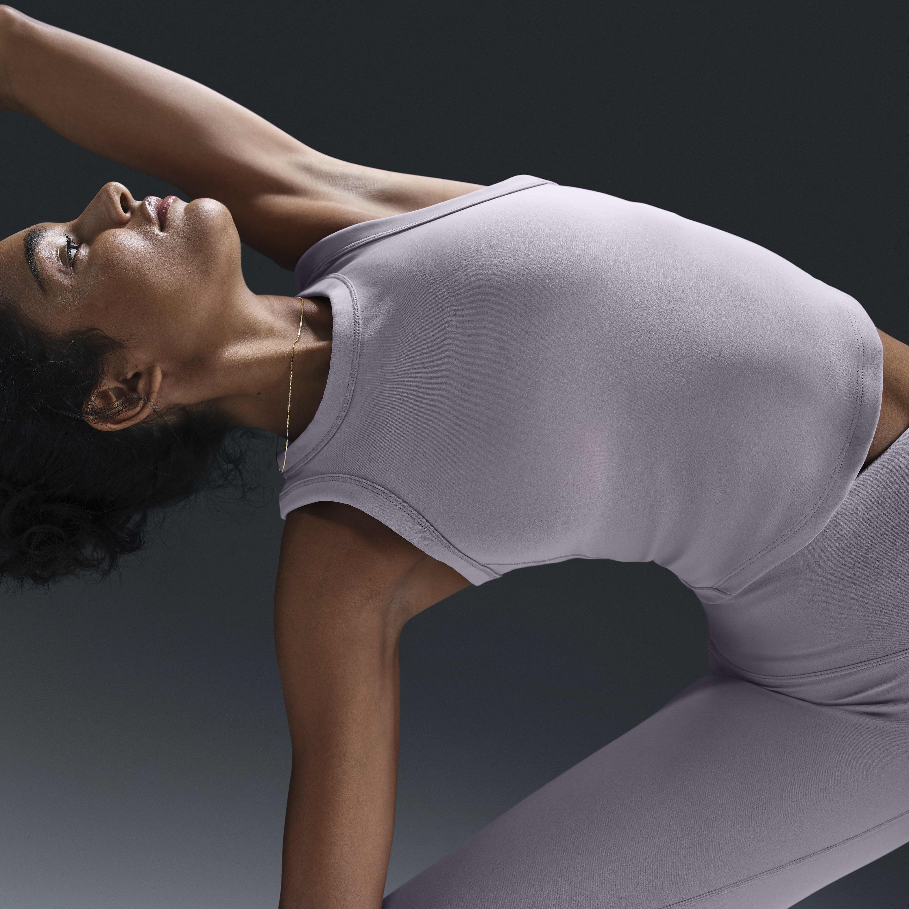 نايكي ون فيتد image number 2