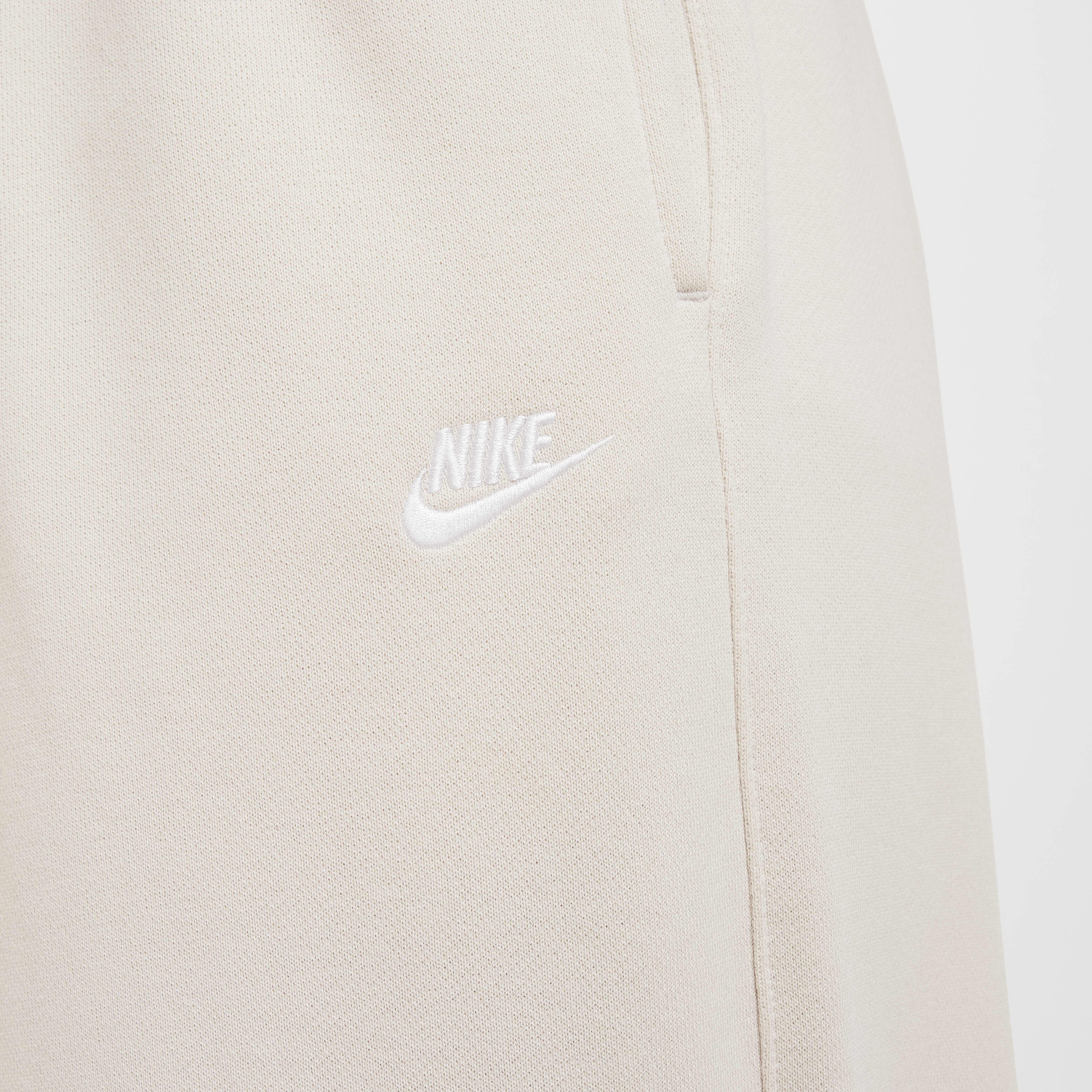 Nike Club Fleece image number 5
