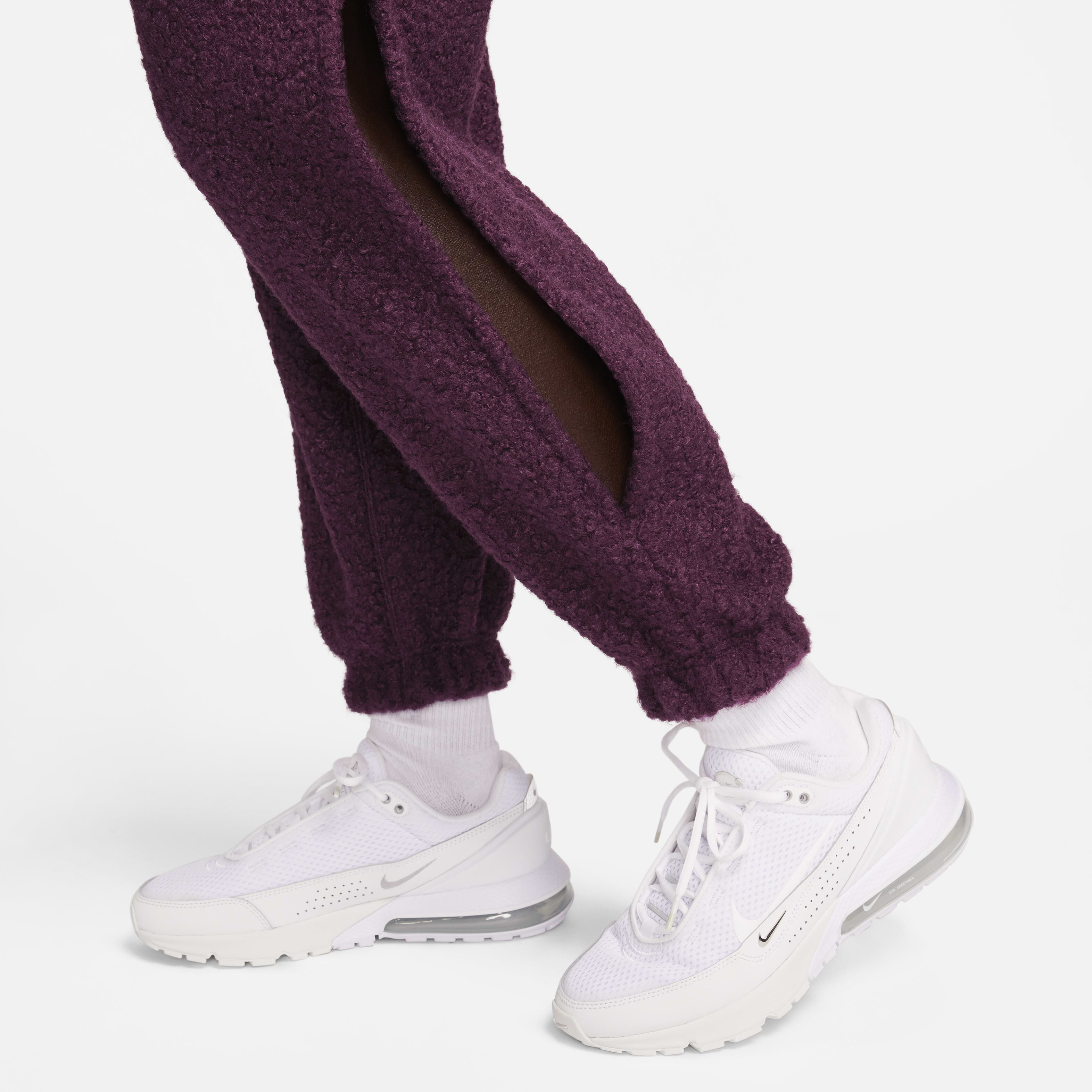 Nike pile discount