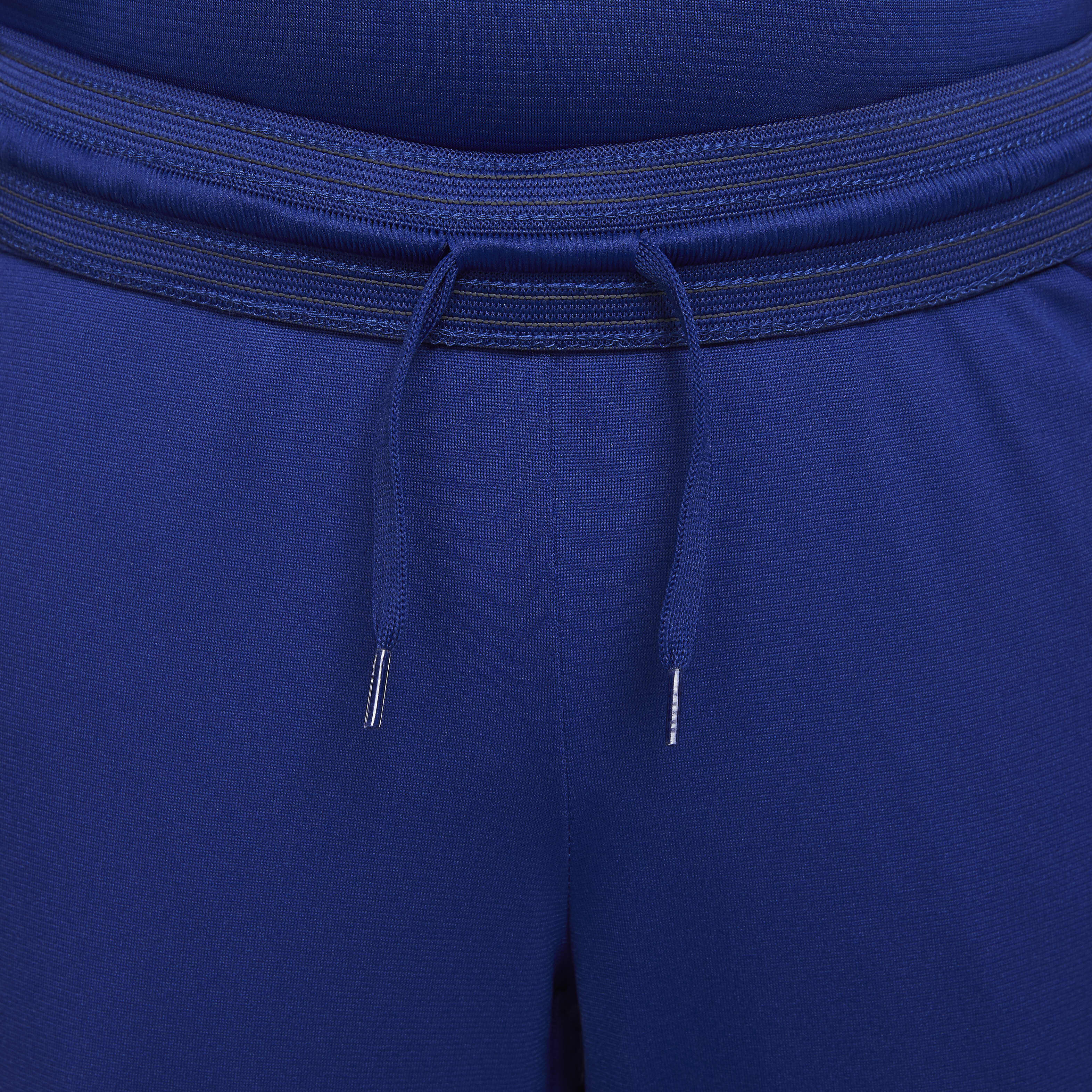 برشلونة سترايك image number 9