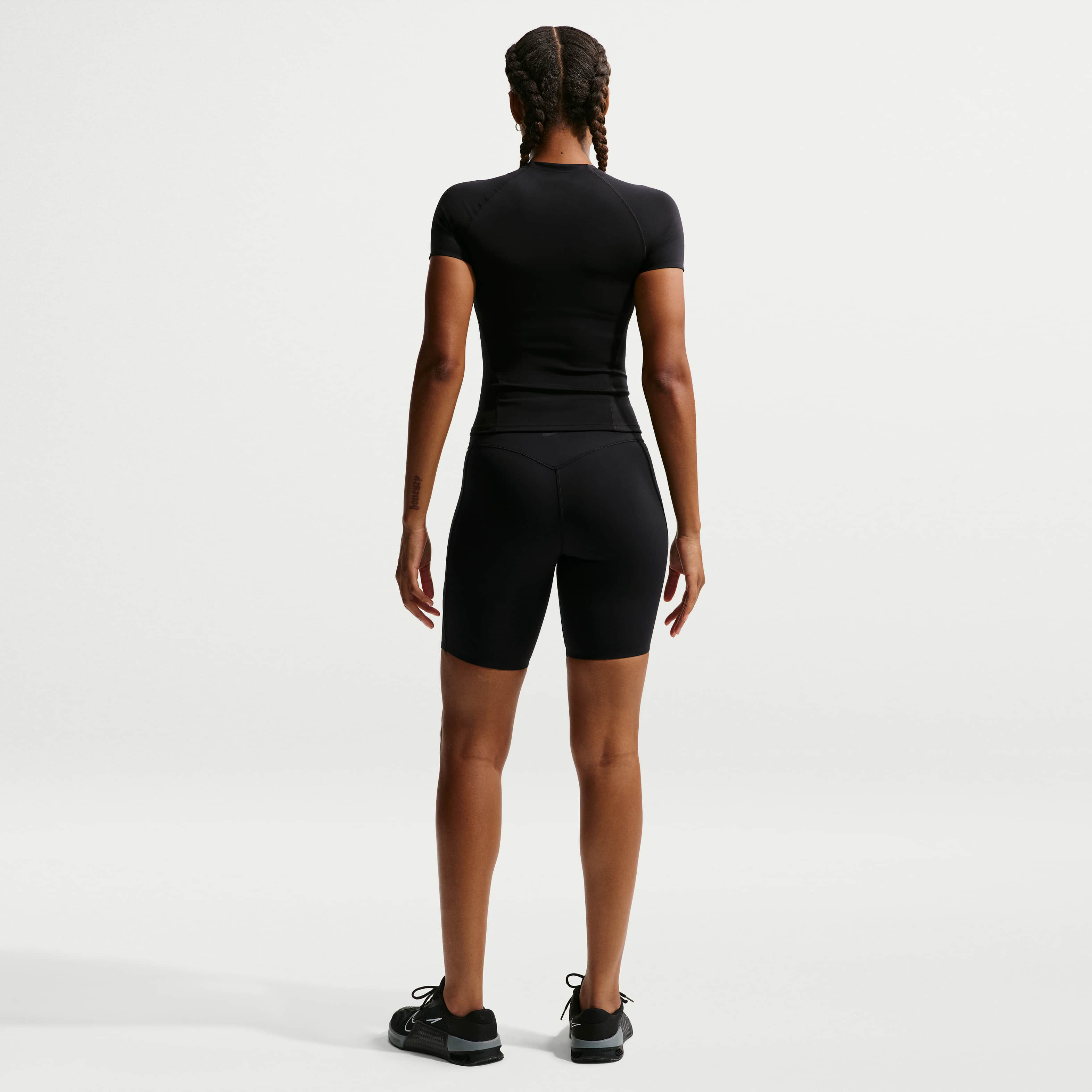 Nike Universa image number 4