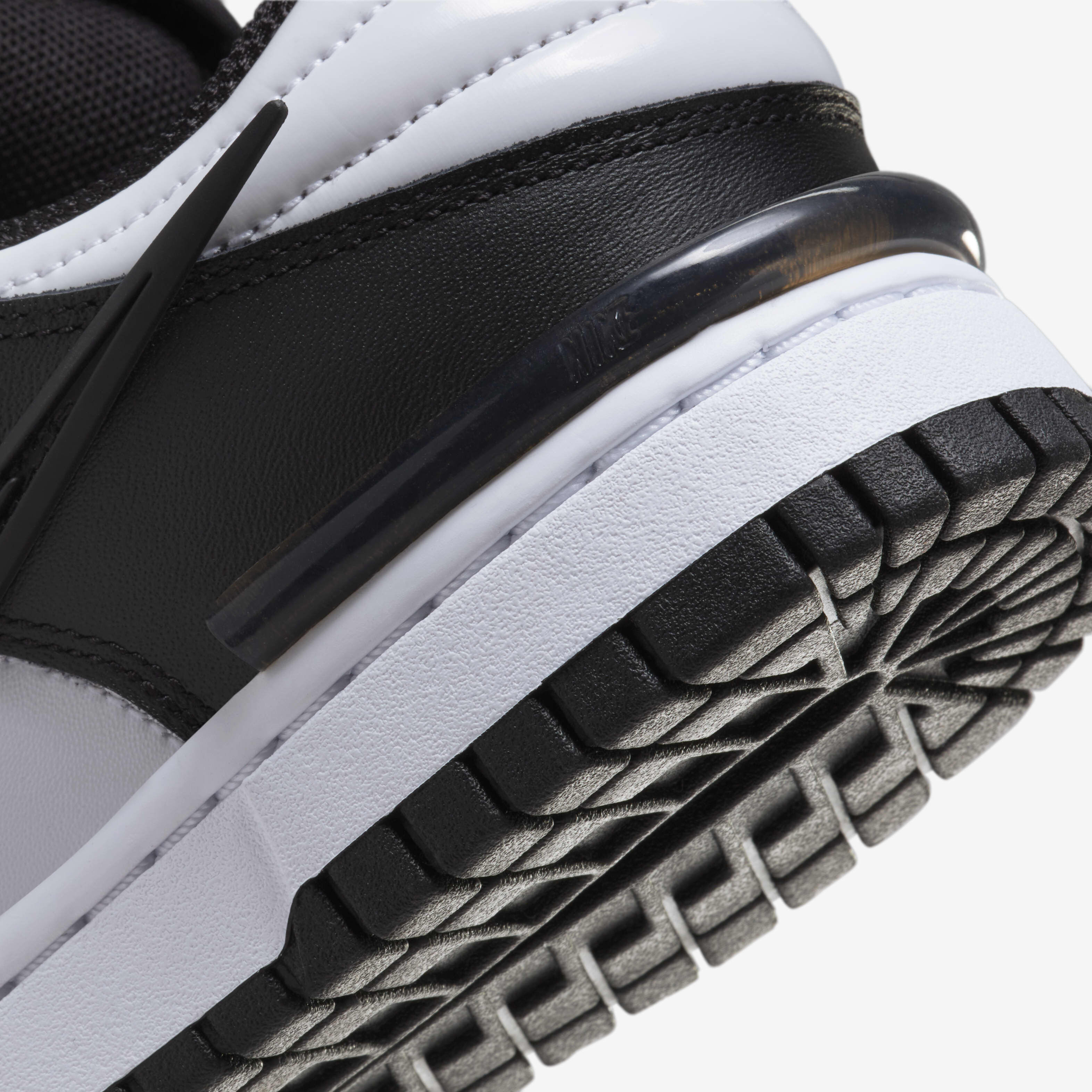 靴 Nike Women's Dunk Low Twist Black/White Buy Nike Dunk Low Twist Women's Shoes - Black/Black/White