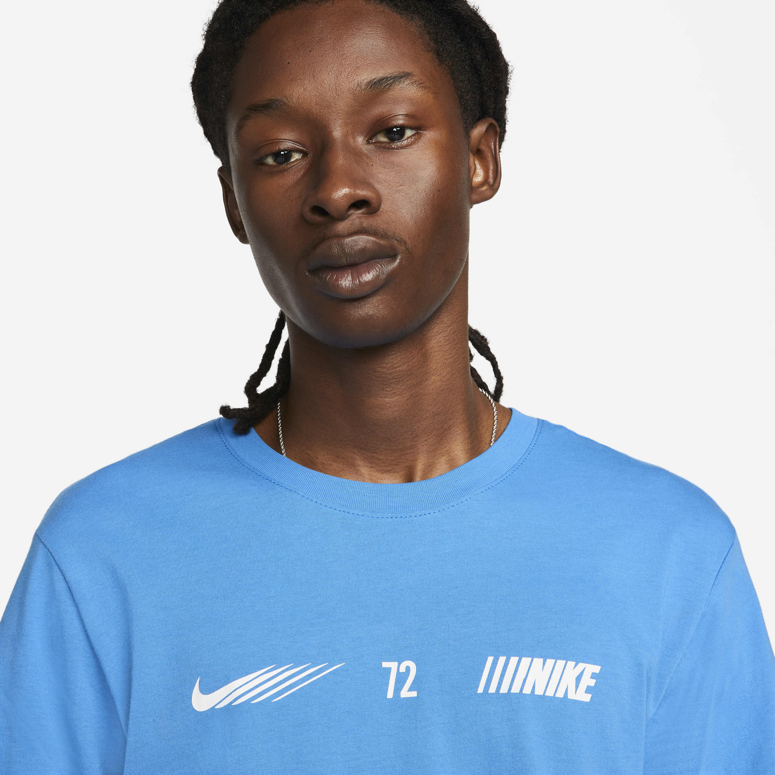 نايكي سبورتسوير ستاندرد ايشيو image number 2