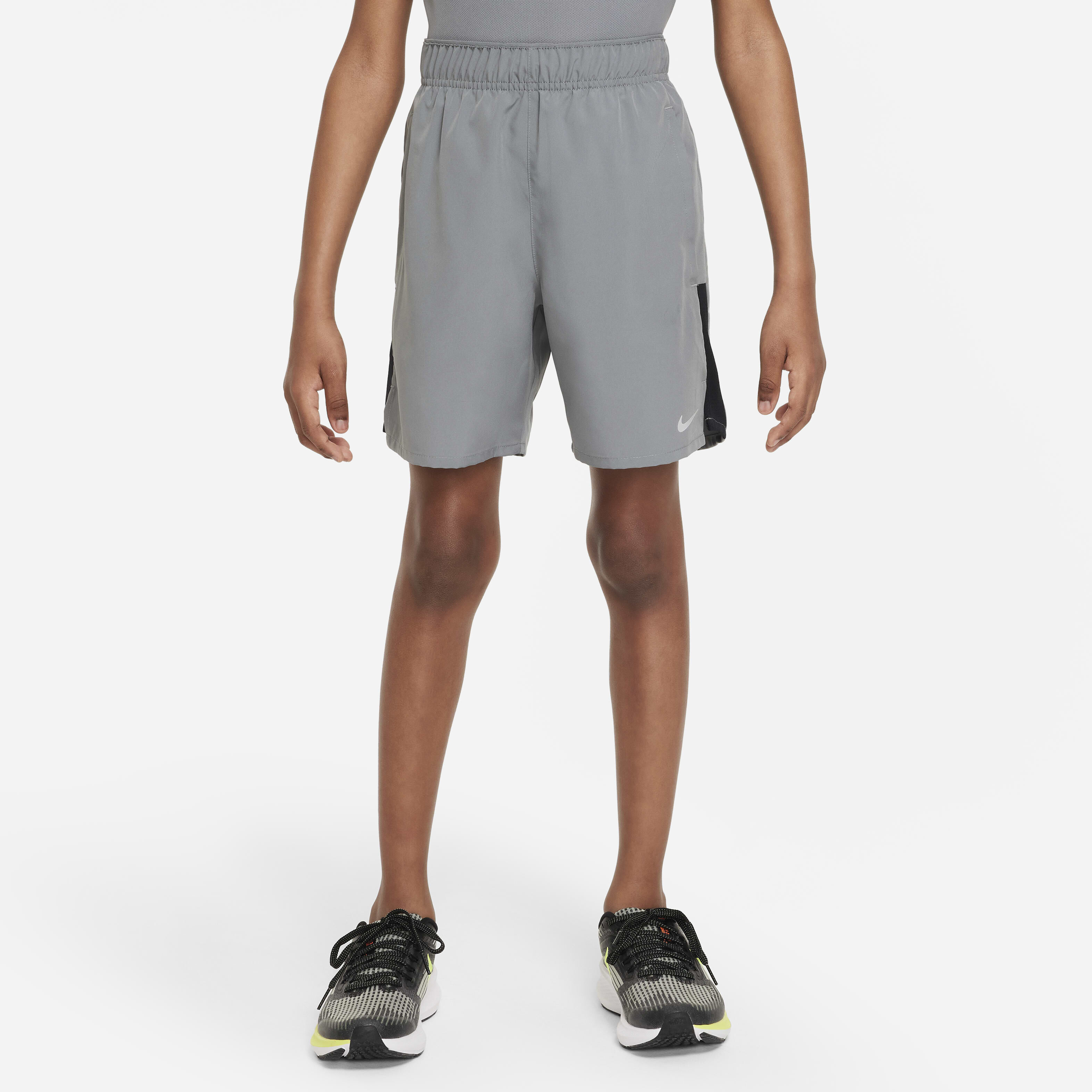 Nike Dri-FIT Challenger image number 0