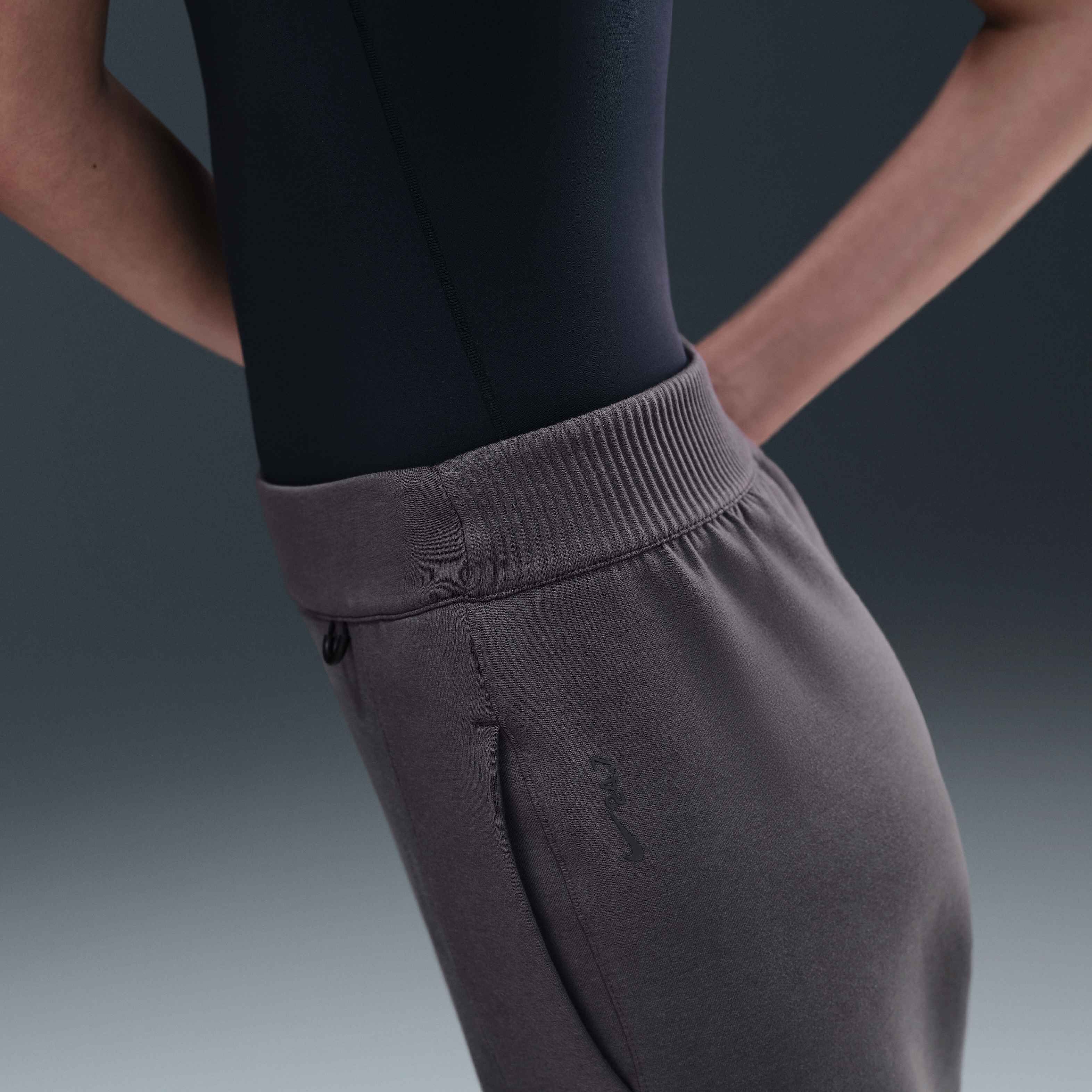 Nike 24.7 ImpossiblySoft image number 2