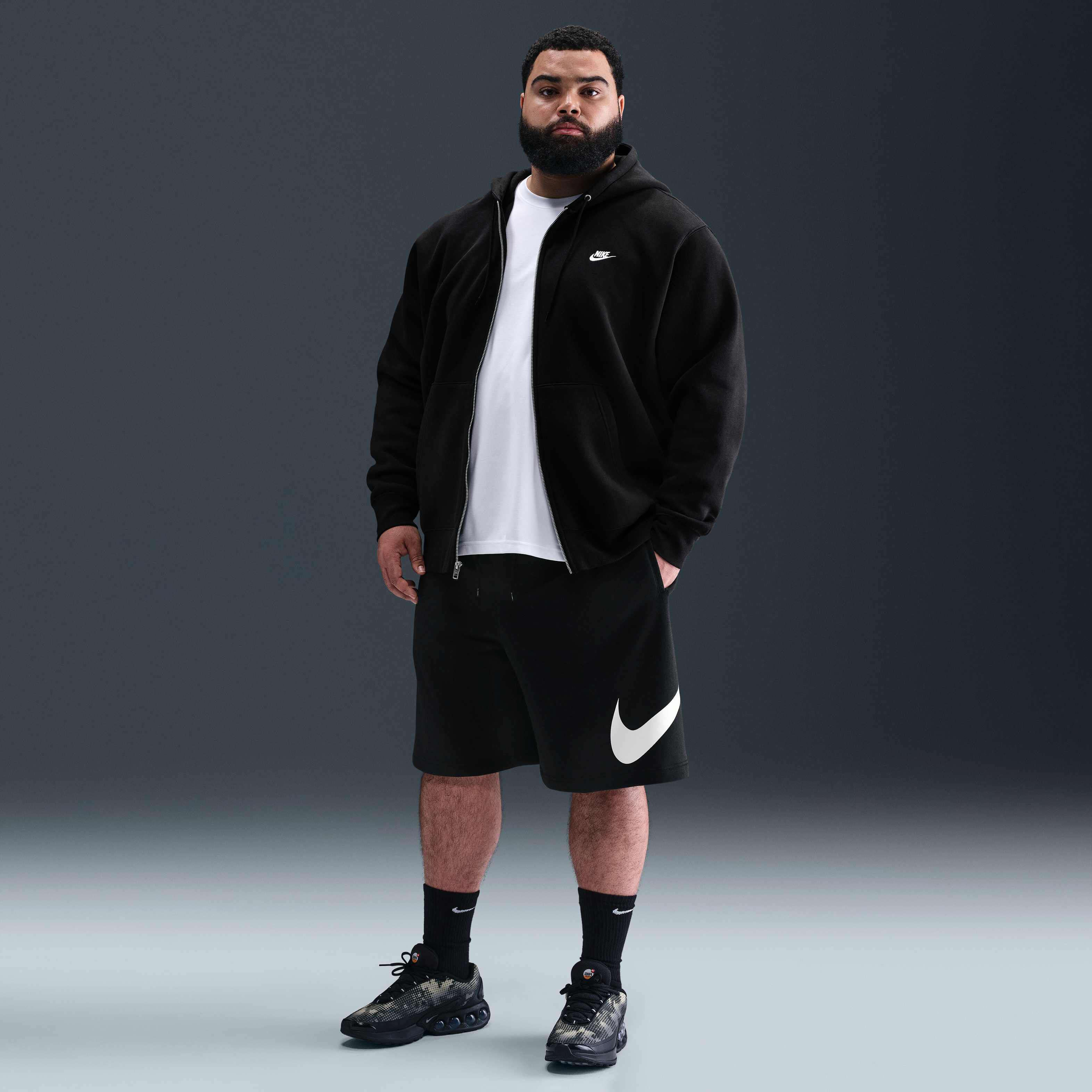 نايكي كلوب image number 5